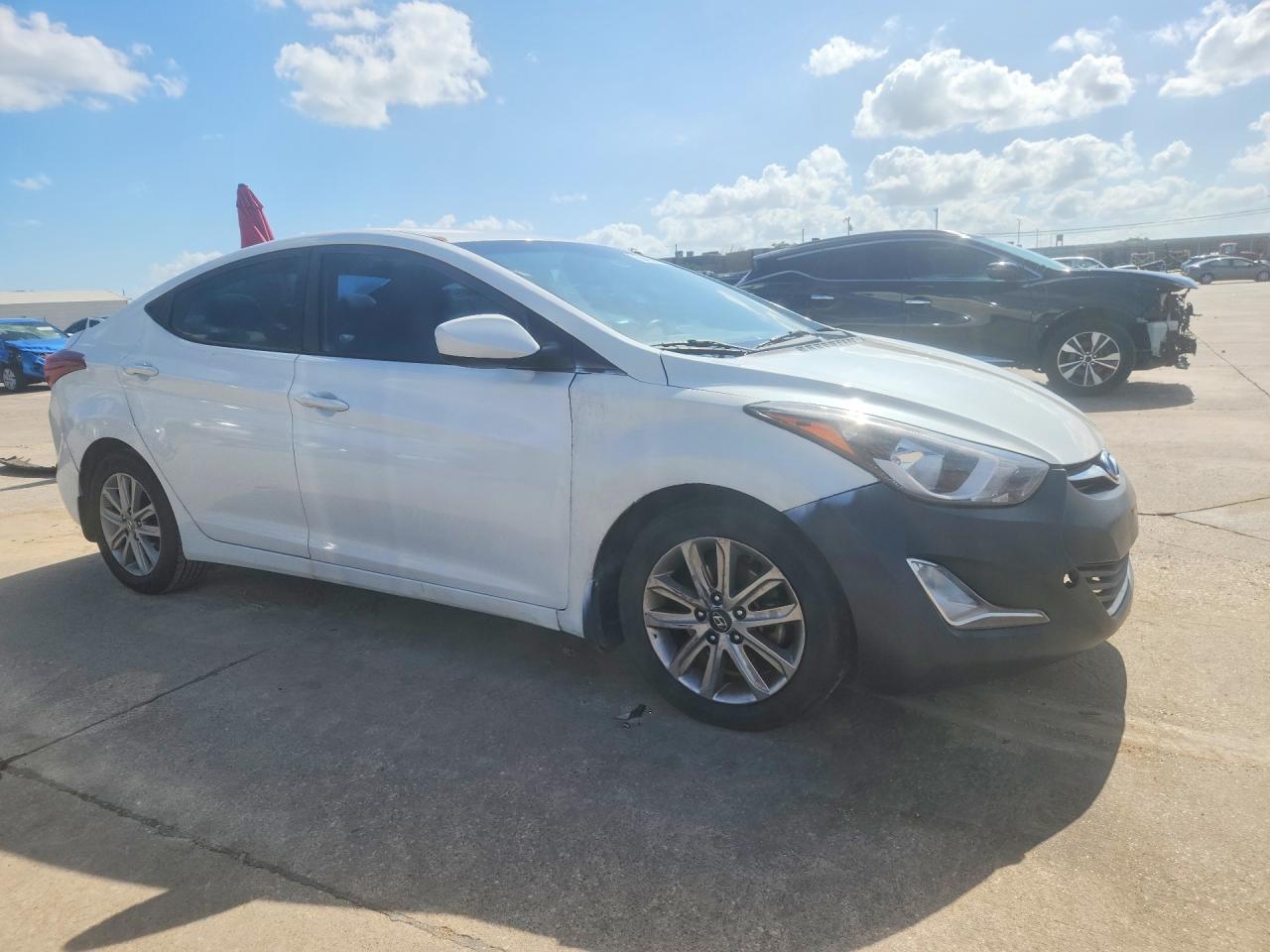 2014 Hyundai Elantra Se White vin: 5NPDH4AE9EH510594