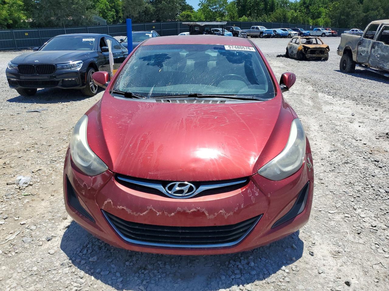 2014 Hyundai Elantra Se Красный vin: 5NPDH4AE9EH540033