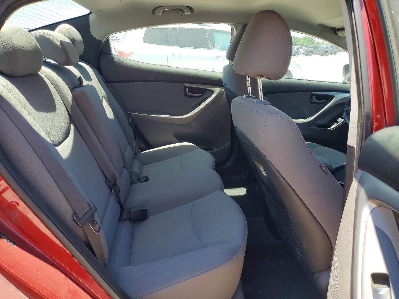 2014 Hyundai Elantra Se Красный vin: 5NPDH4AE9EH540033