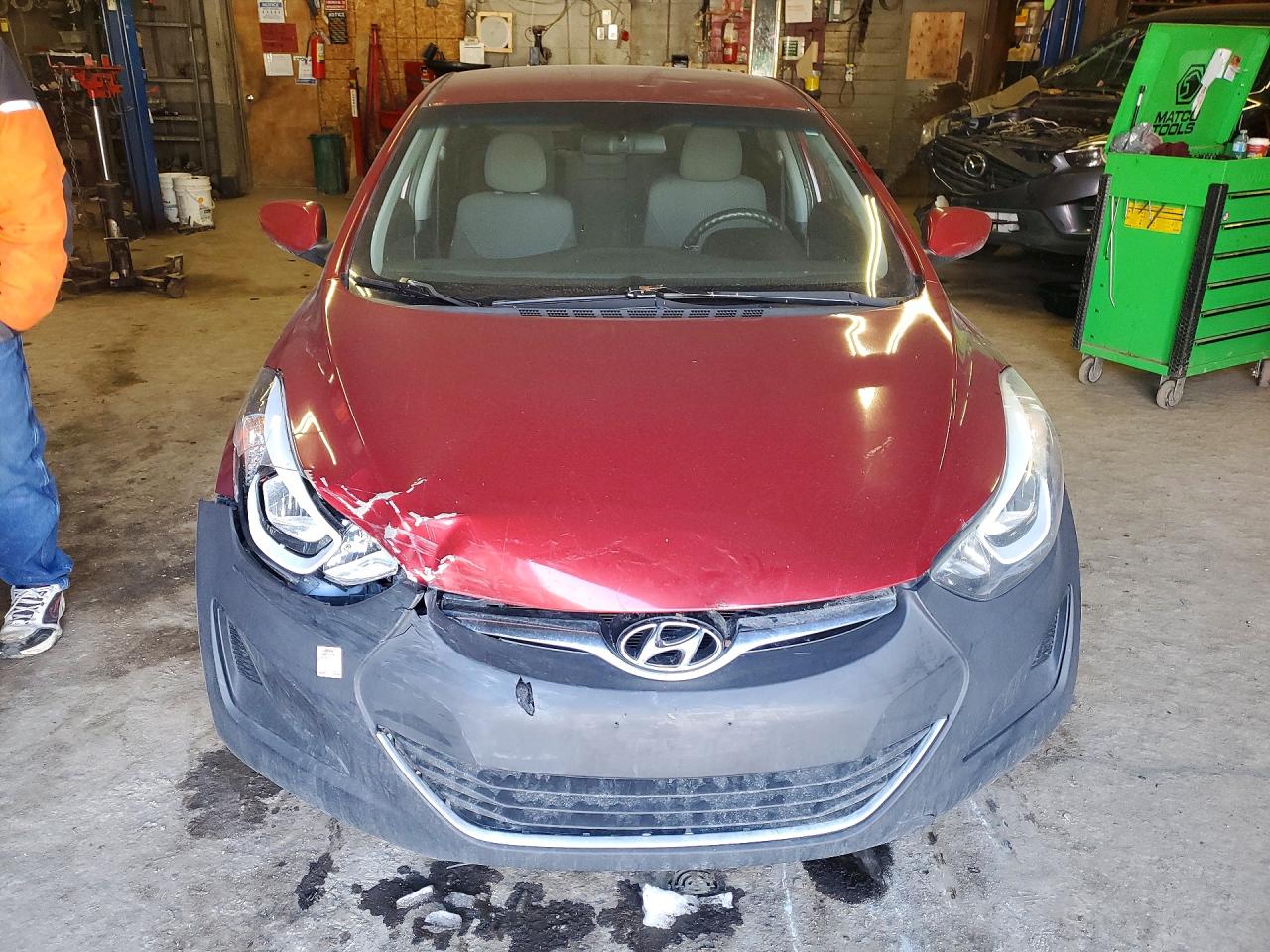 2014 Hyundai Elantra Gl Red vin: 5NPDH4AE9EH543790