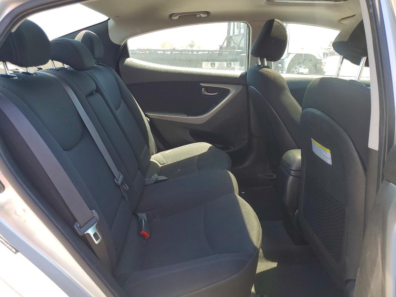 2015 Hyundai Elantra Se Silver vin: 5NPDH4AE9FH547694
