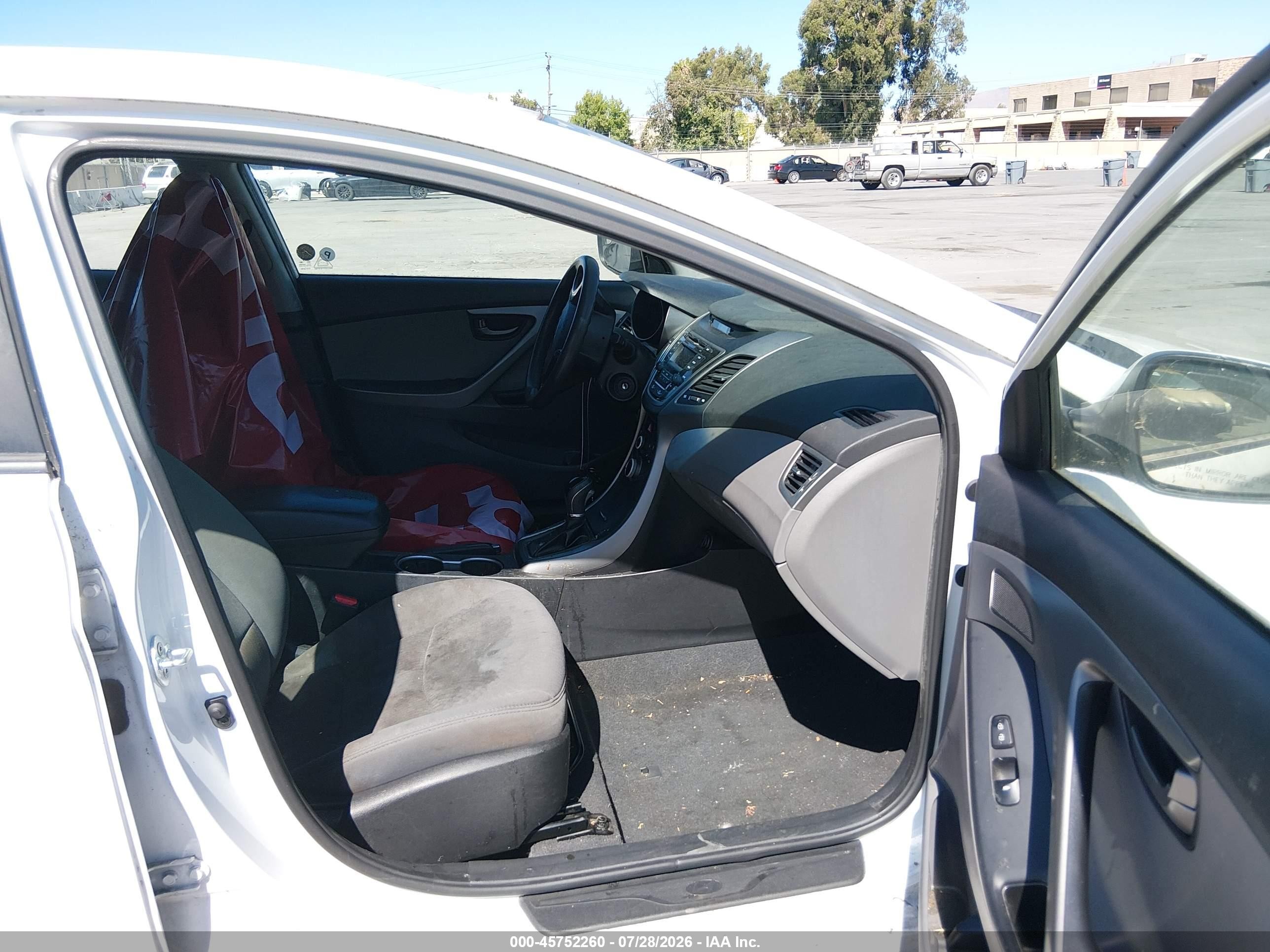 2015 Hyundai Elantra Se White vin: 5NPDH4AE9FH549185
