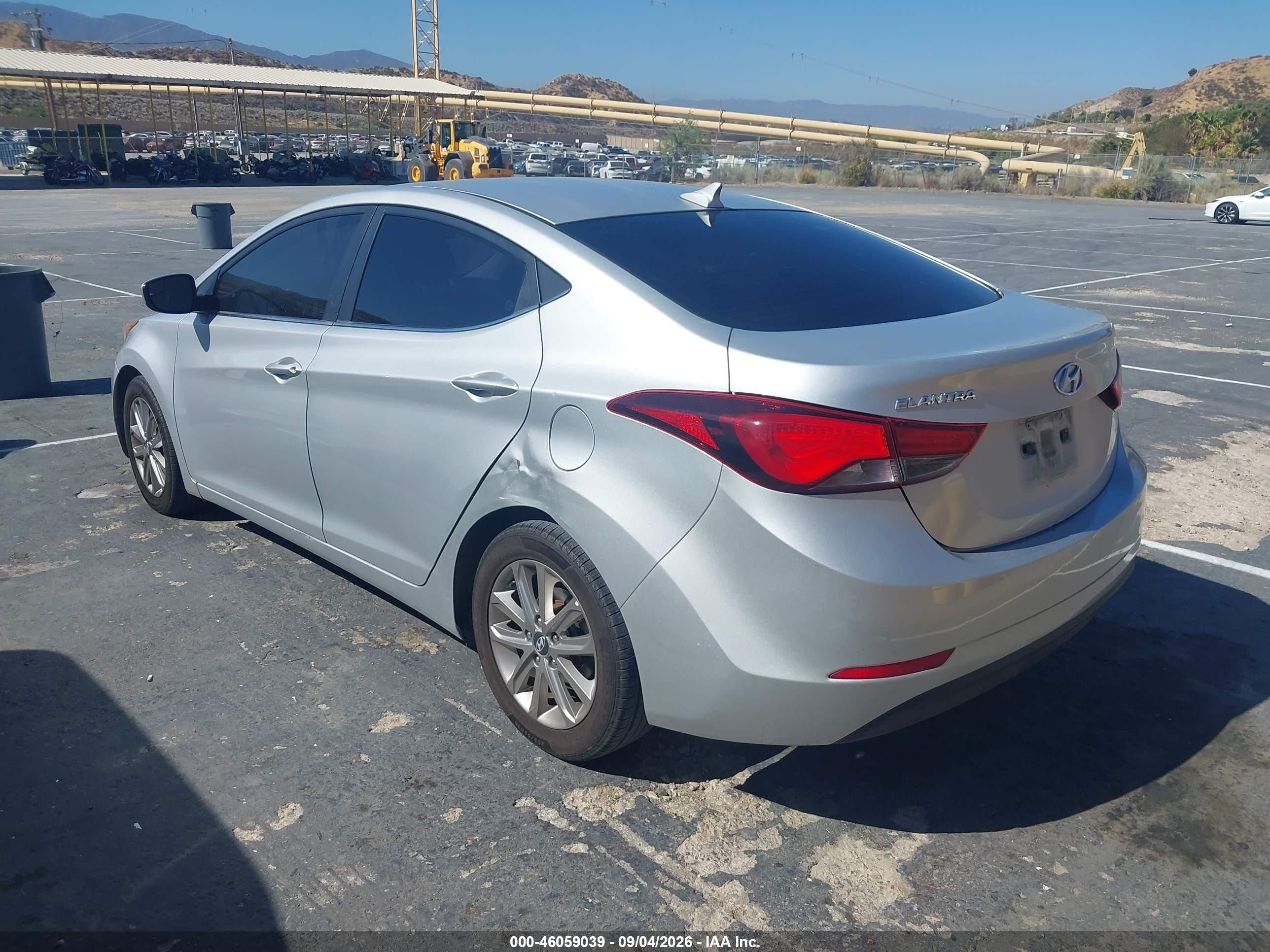 2015 Hyundai Elantra Se Серебряный vin: 5NPDH4AE9FH550918