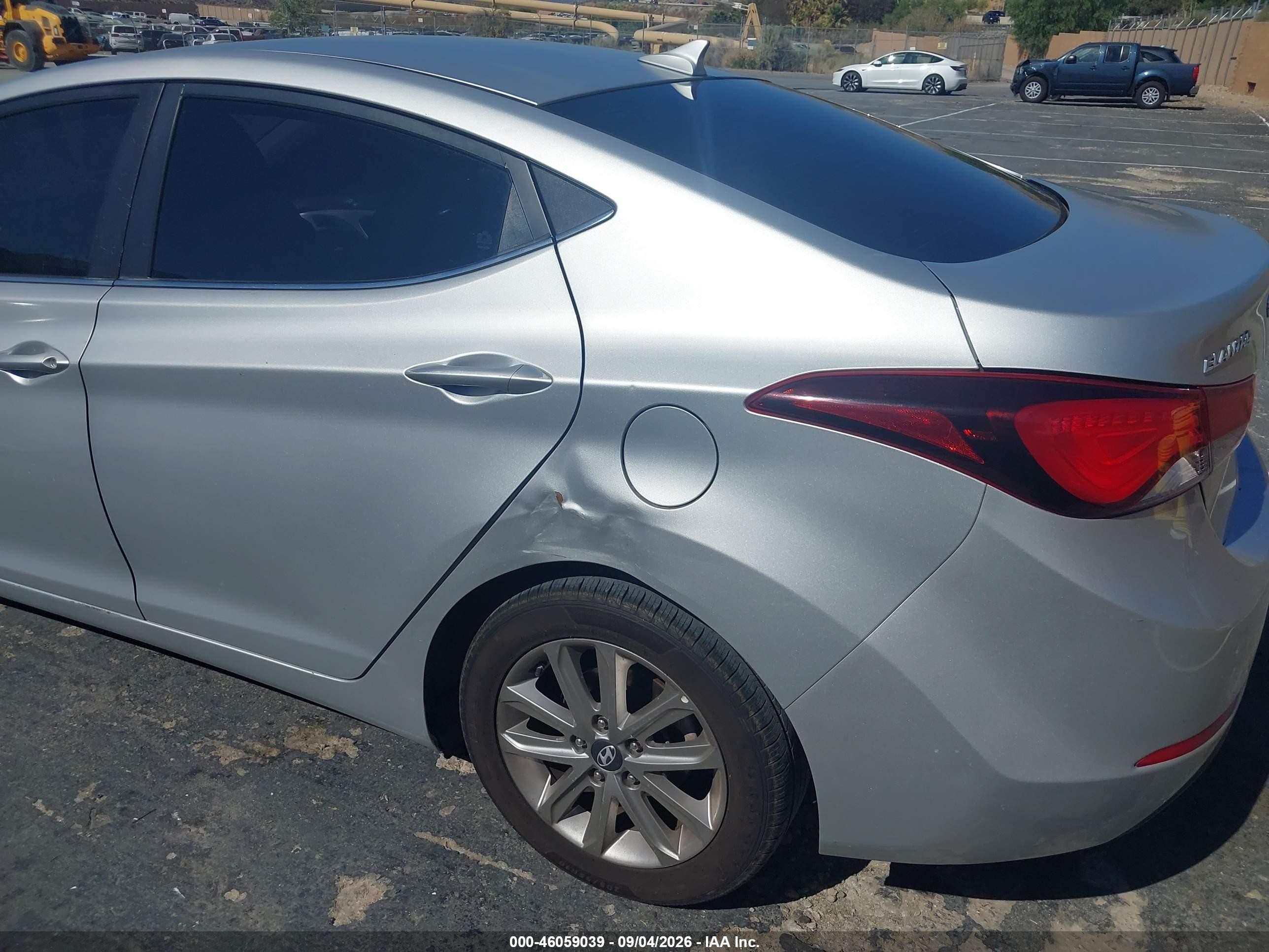 2015 Hyundai Elantra Se Серебряный vin: 5NPDH4AE9FH550918