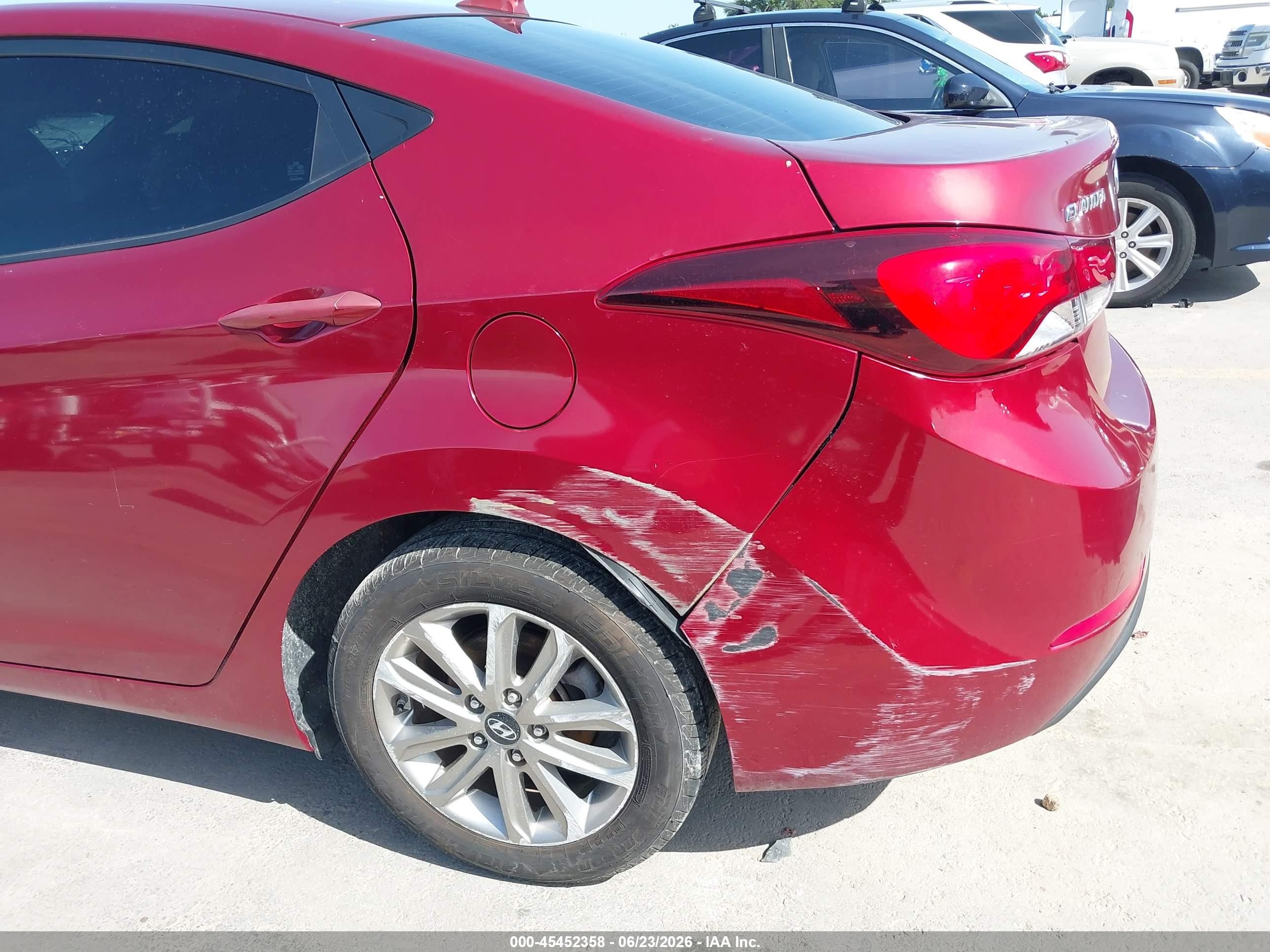2015 Hyundai Elantra Se Red vin: 5NPDH4AE9FH552703