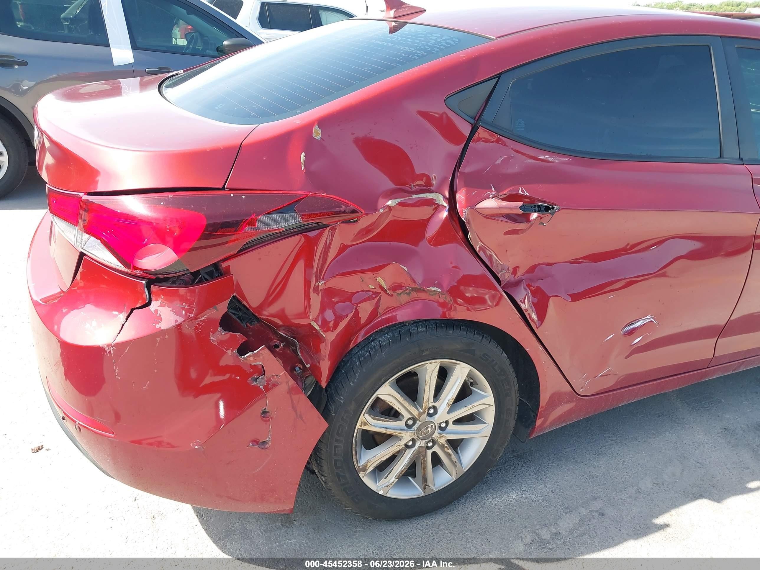 2015 Hyundai Elantra Se Red vin: 5NPDH4AE9FH552703