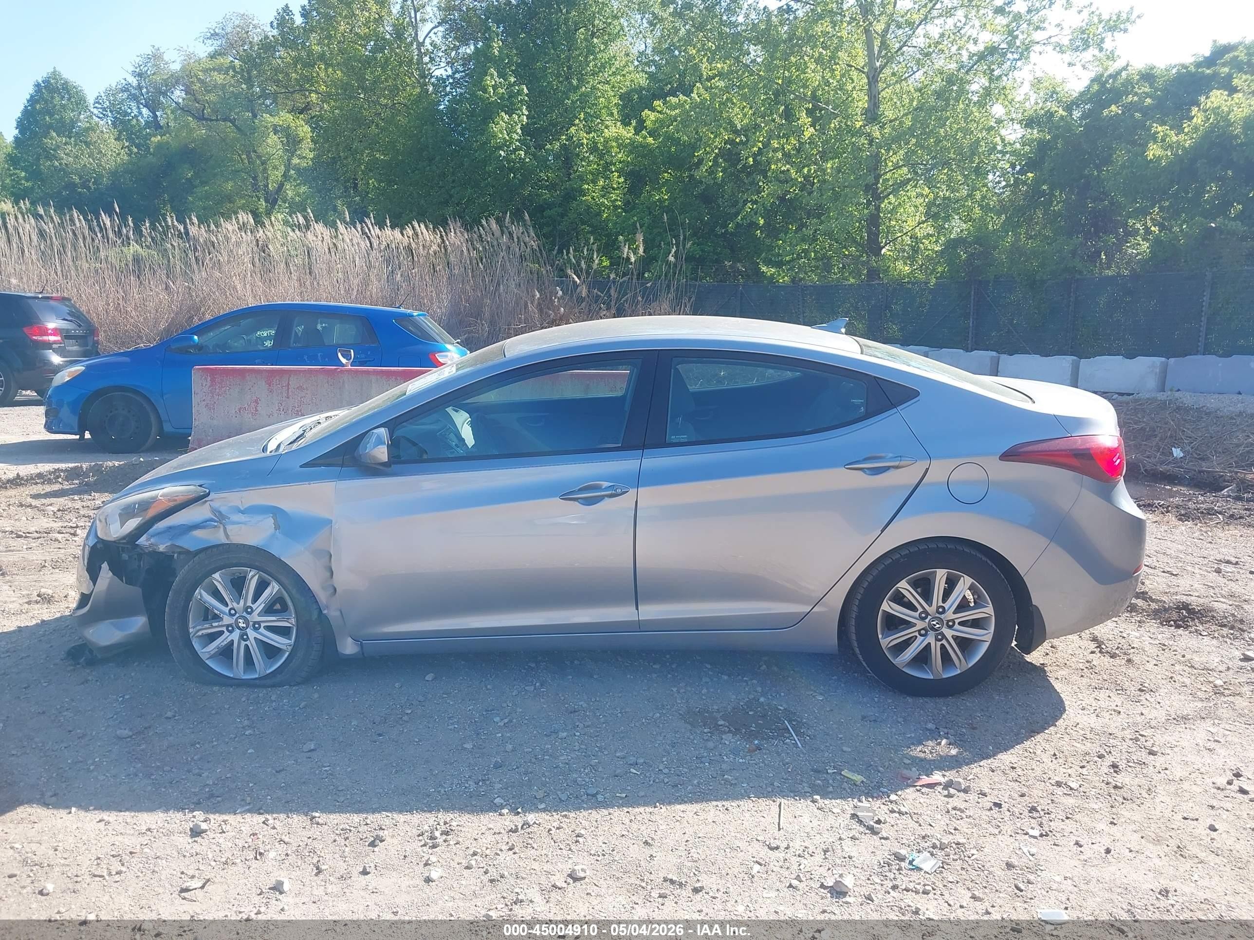 2015 Hyundai Elantra Se/sport/limited Silver vin: 5NPDH4AE9FH557920