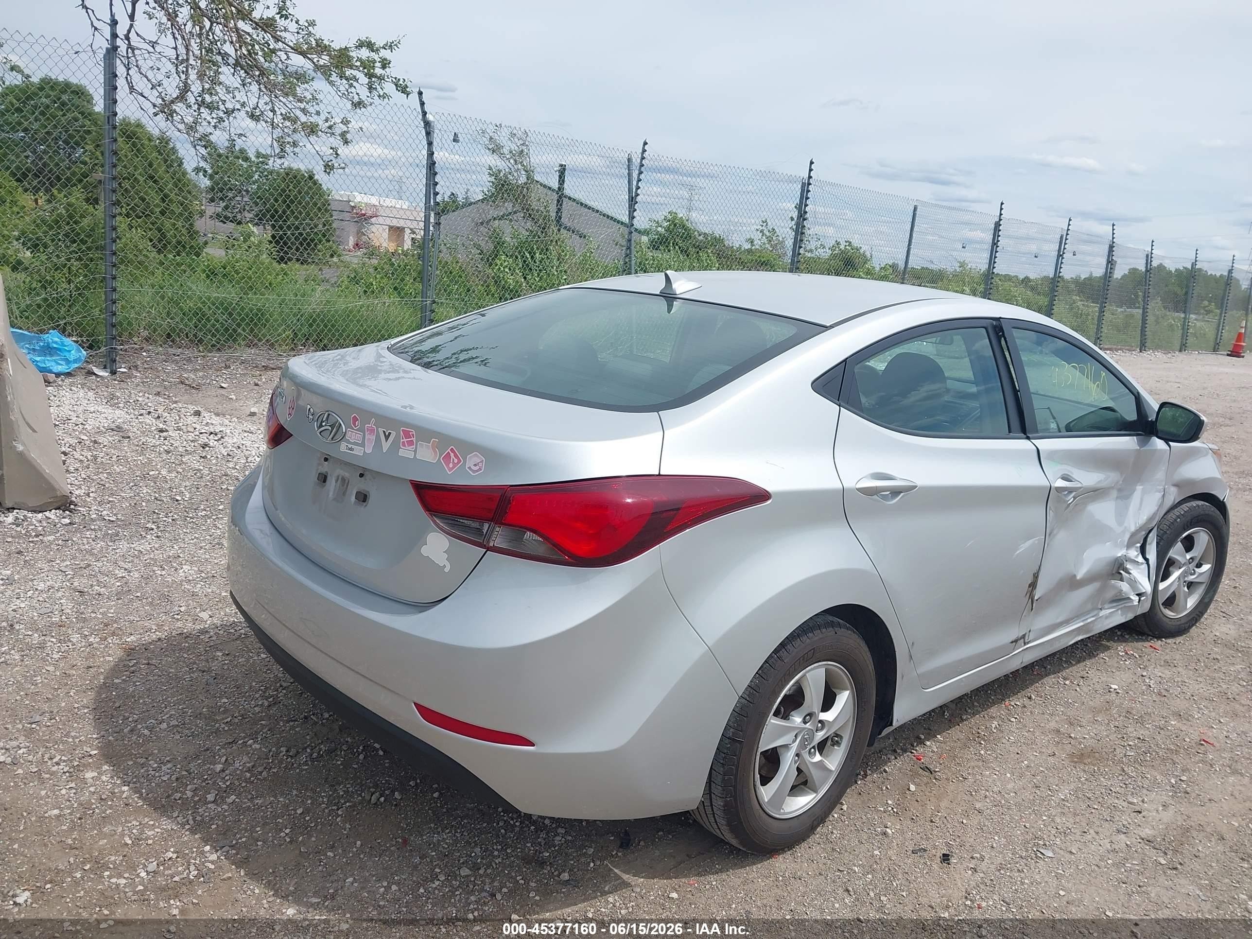 2015 Hyundai Elantra Se Silver vin: 5NPDH4AE9FH565824
