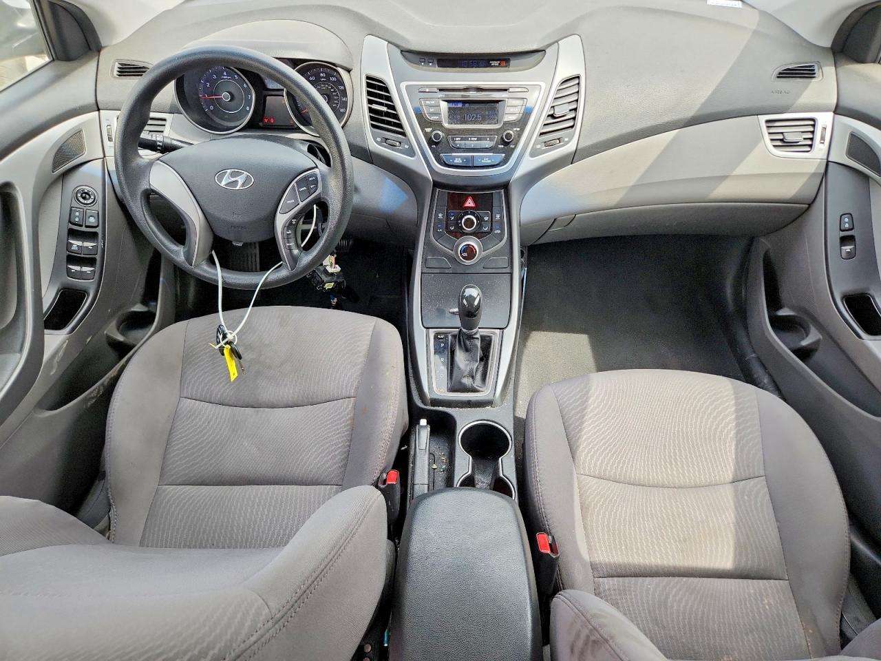 2015 Hyundai Elantra Se Серебряный vin: 5NPDH4AE9FH565838