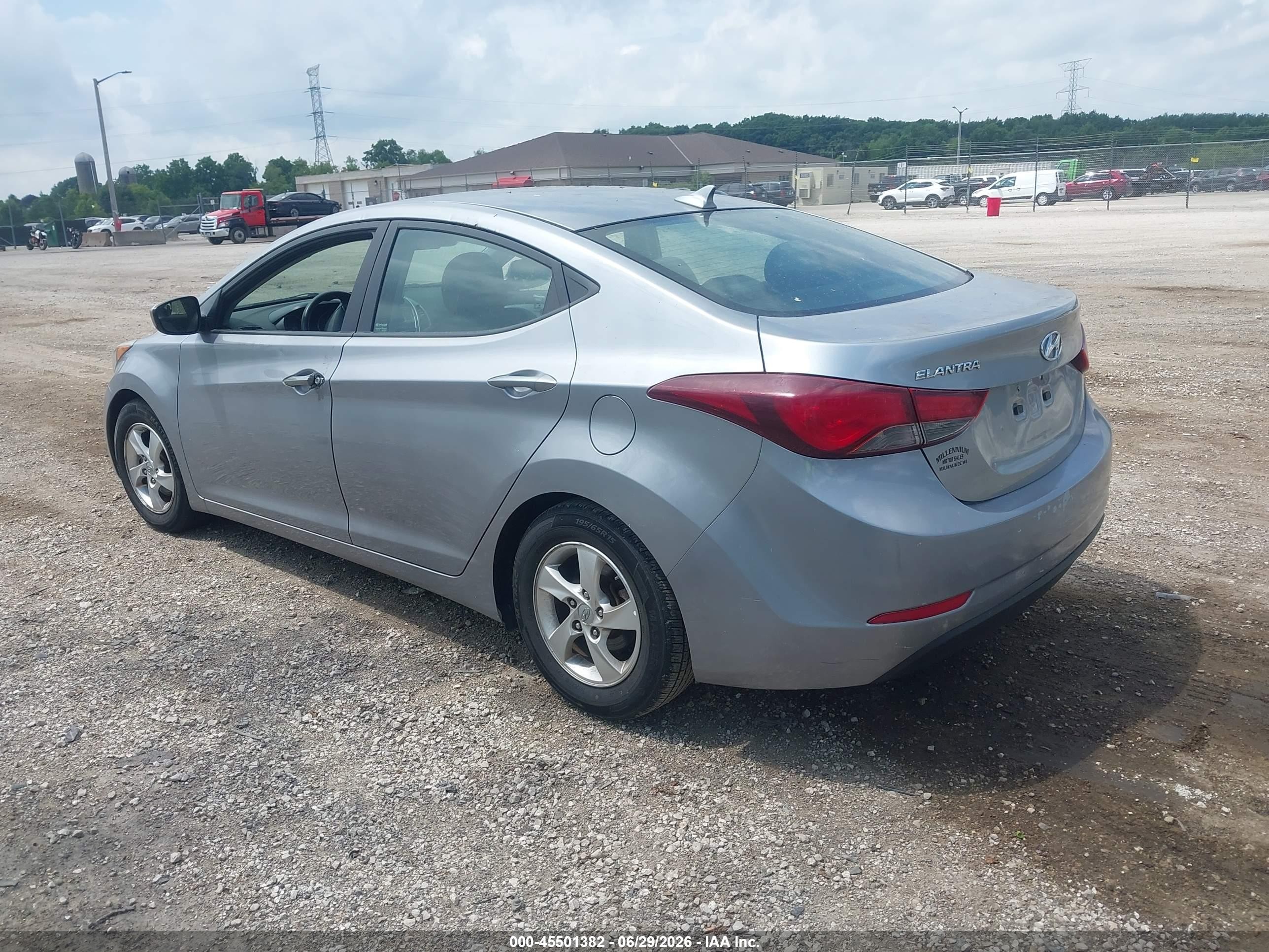 2015 Hyundai Elantra Se Серебряный vin: 5NPDH4AE9FH567010