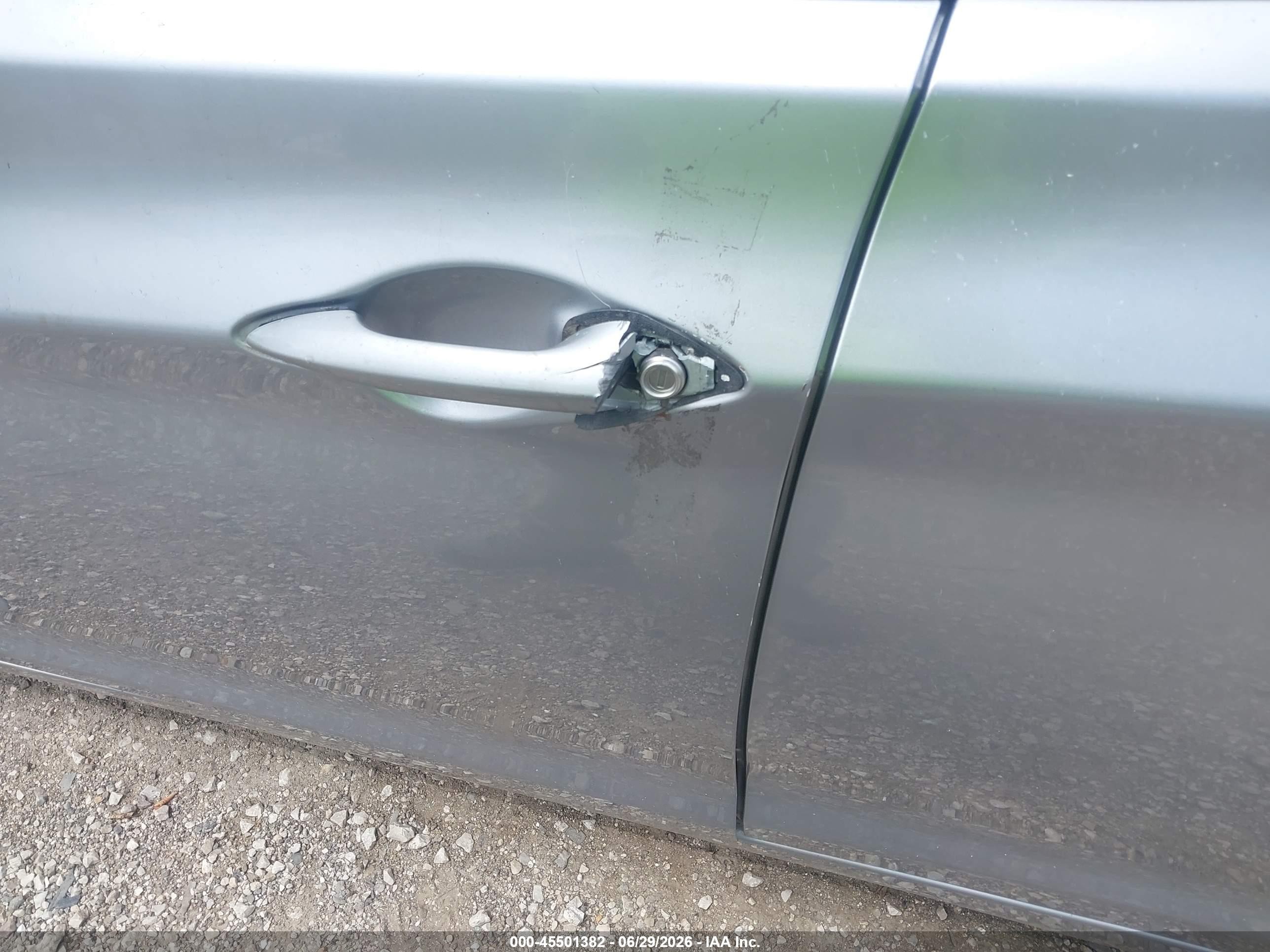 2015 Hyundai Elantra Se Серебряный vin: 5NPDH4AE9FH567010