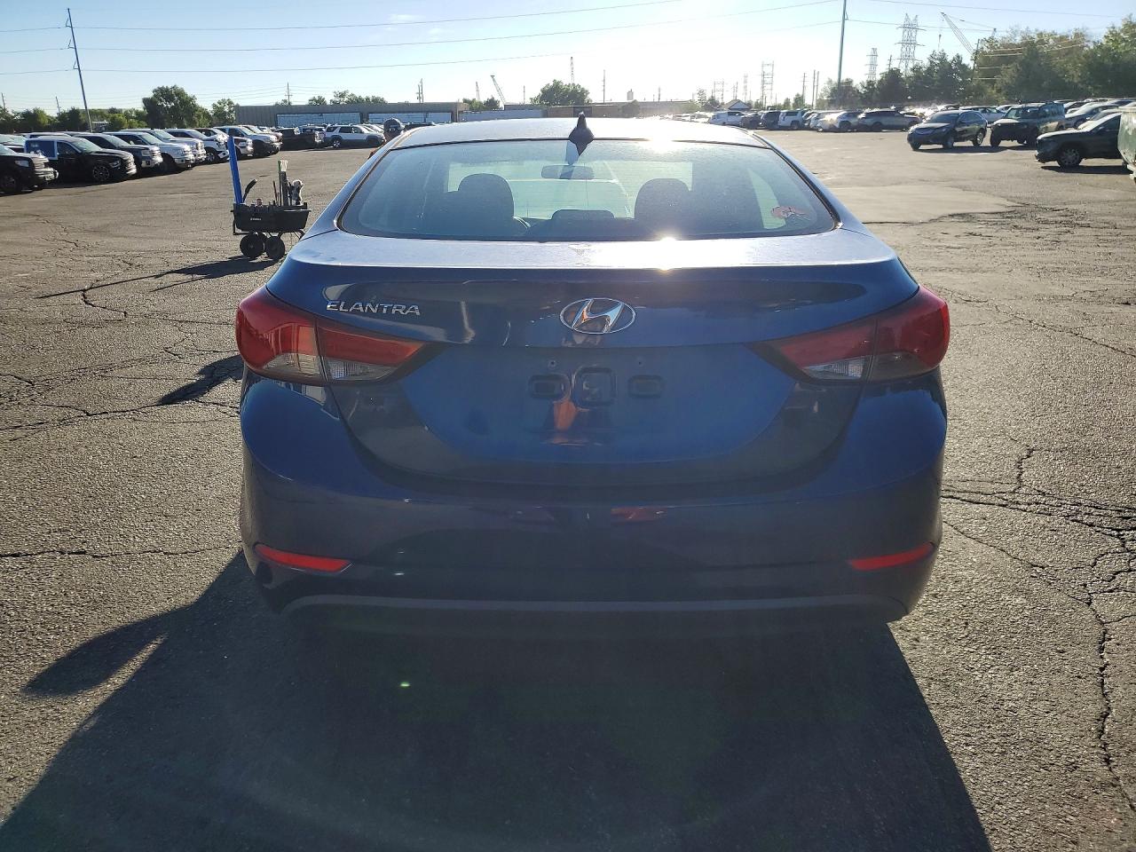 2015 Hyundai Elantra Se Blue vin: 5NPDH4AE9FH567301