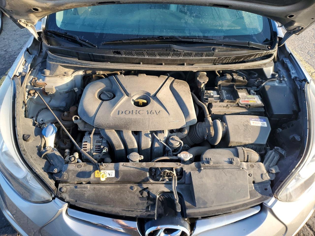 2015 Hyundai Elantra Limited Silver vin: 5NPDH4AE9FH572546