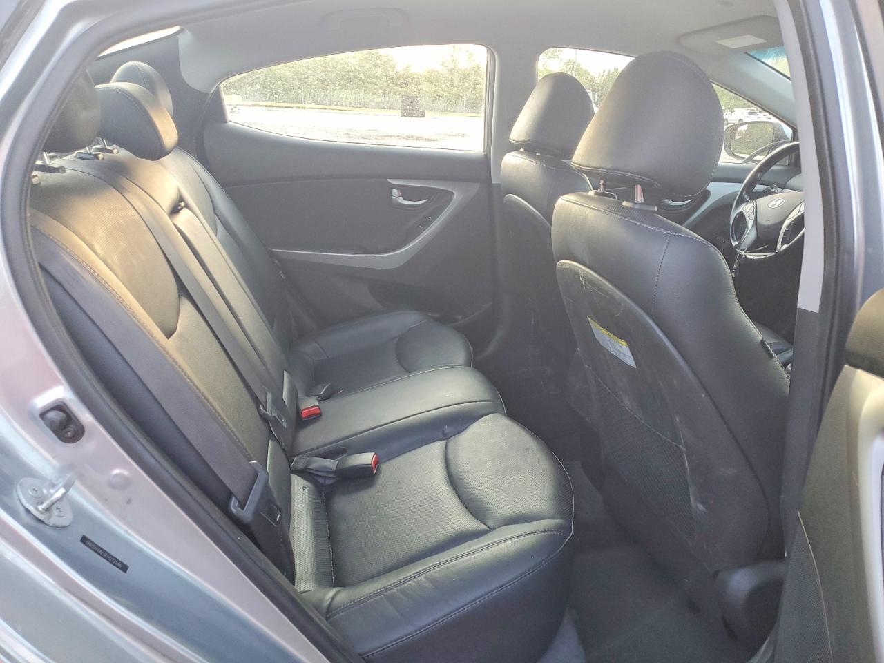 2015 Hyundai Elantra Limited Silver vin: 5NPDH4AE9FH572546