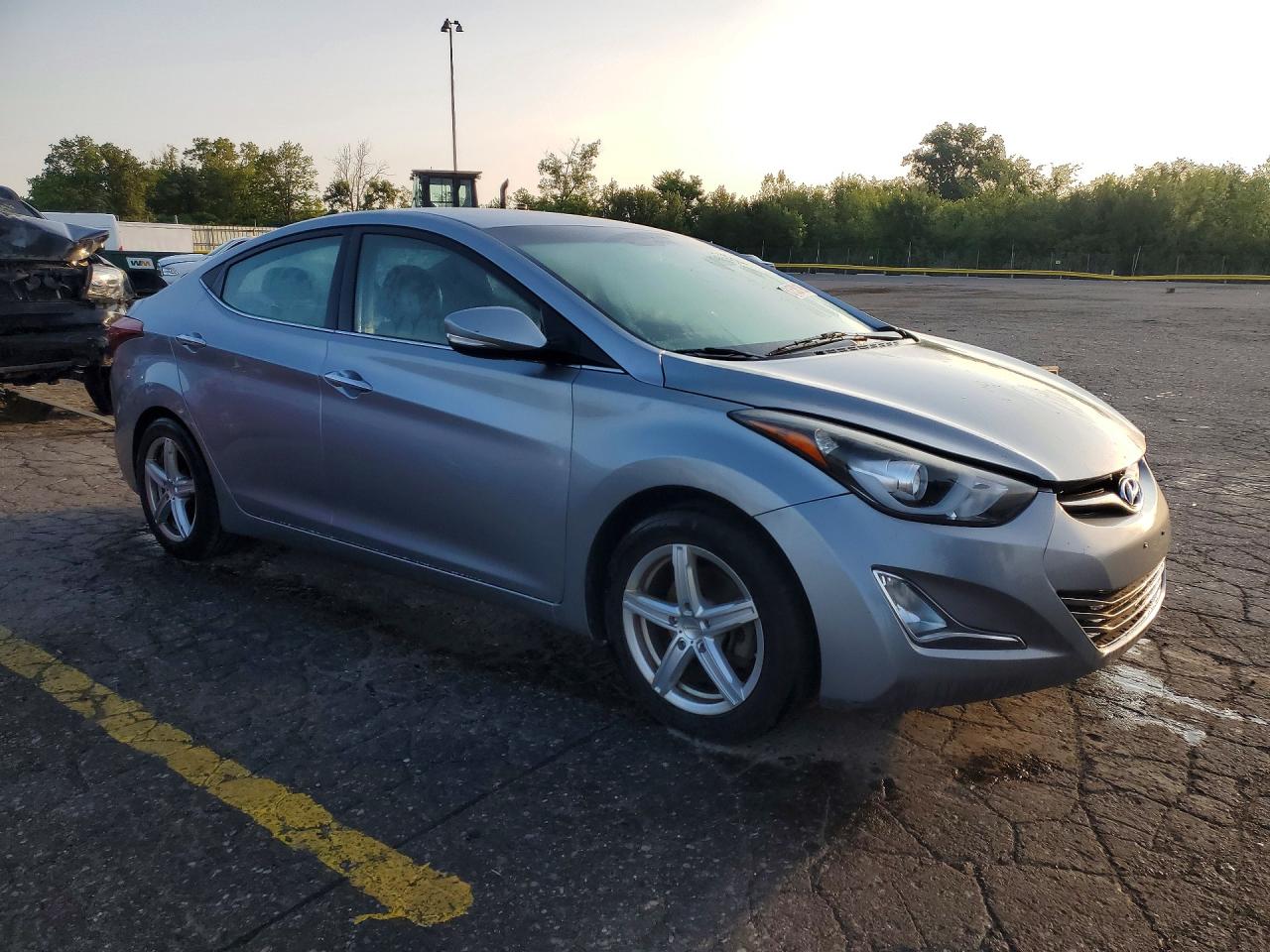 2015 Hyundai Elantra Limited Silver vin: 5NPDH4AE9FH572546