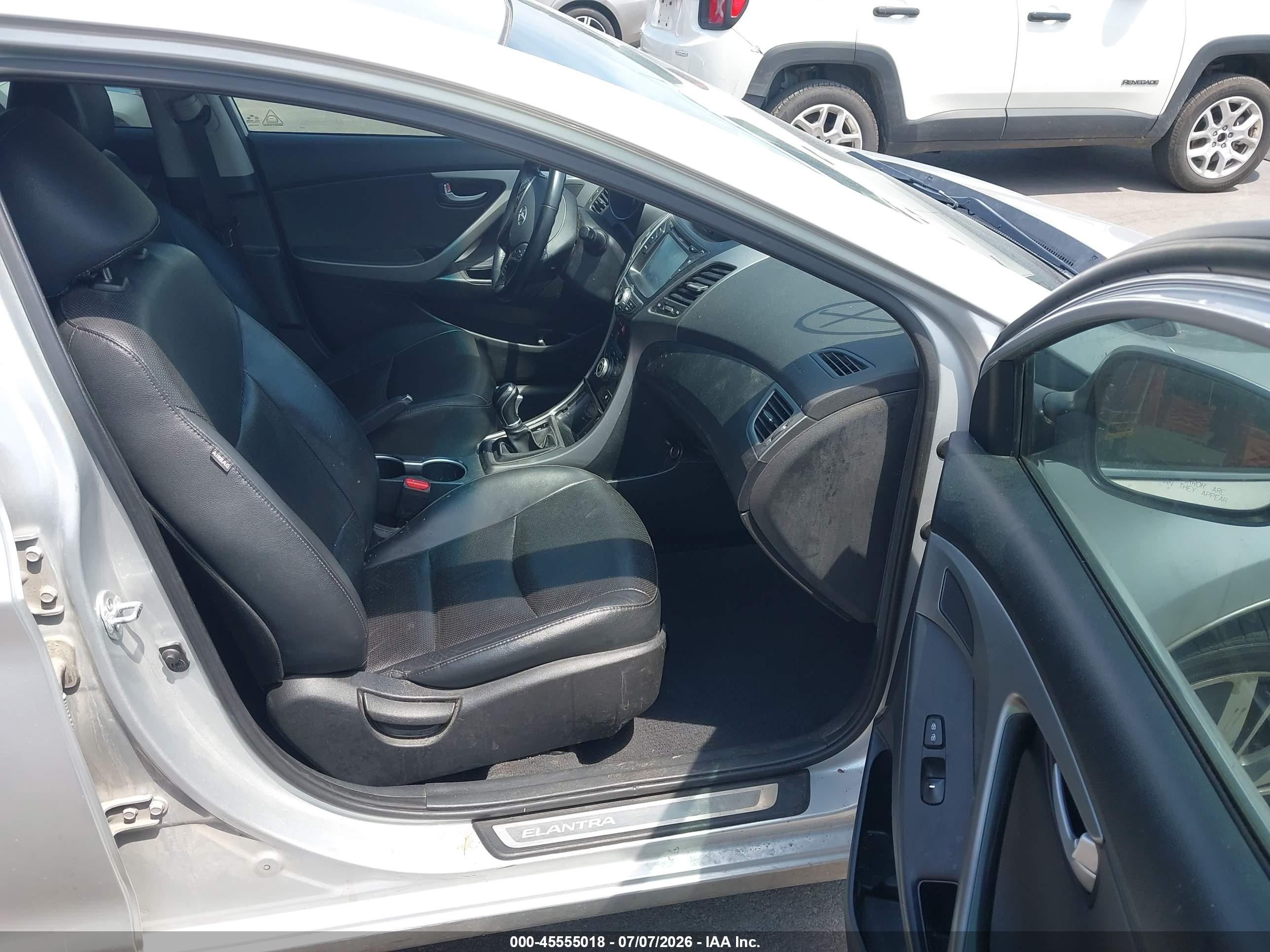 2015 Hyundai Elantra Limited Silver vin: 5NPDH4AE9FH574572