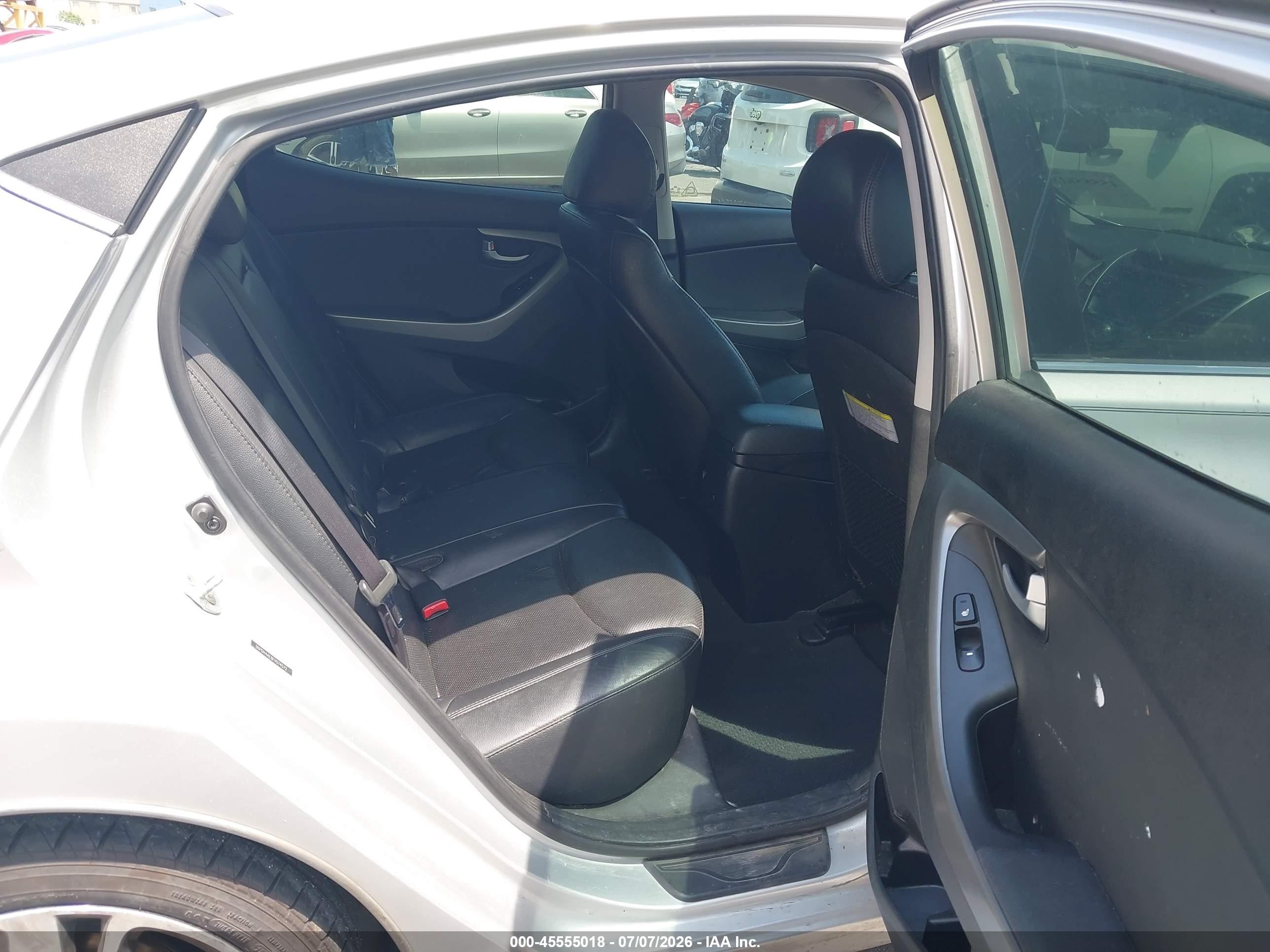 2015 Hyundai Elantra Limited Silver vin: 5NPDH4AE9FH574572