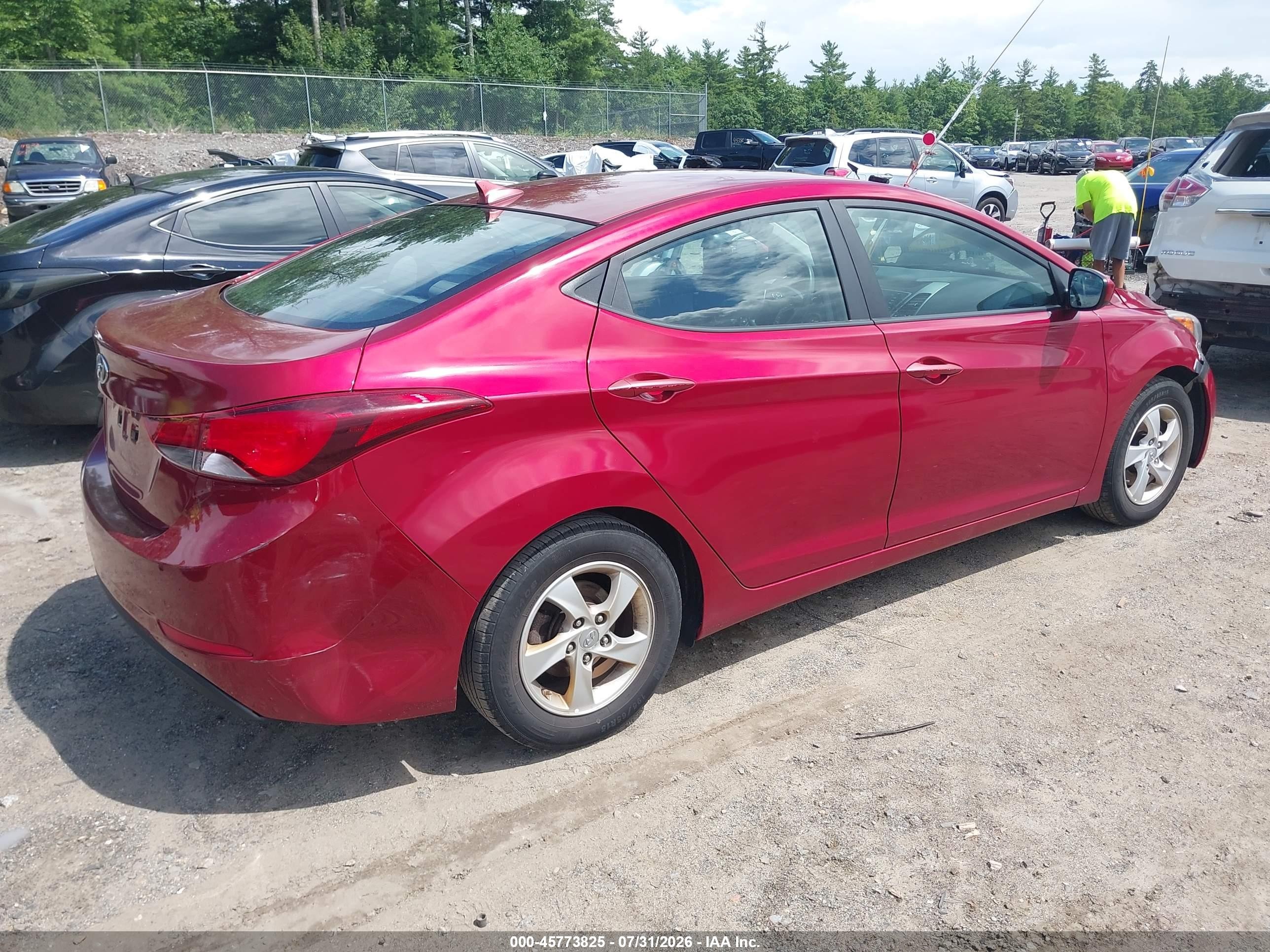 2015 Hyundai Elantra Se Red vin: 5NPDH4AE9FH575060