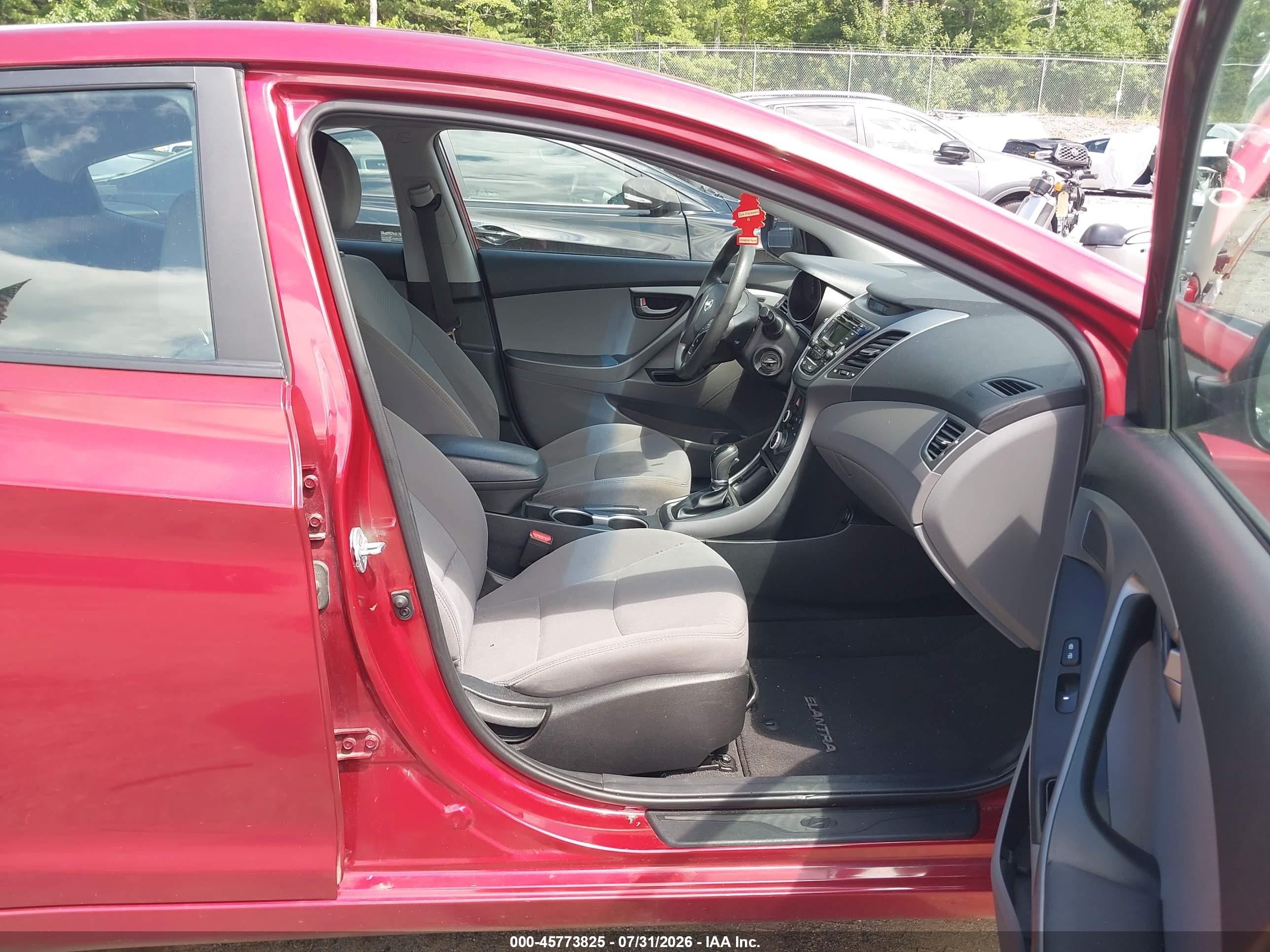 2015 Hyundai Elantra Se Red vin: 5NPDH4AE9FH575060