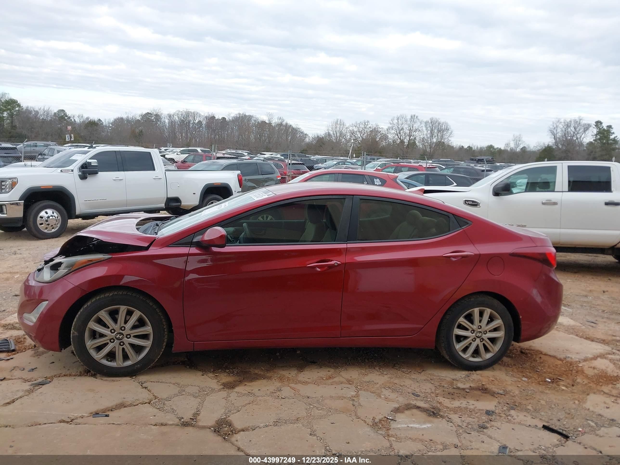 2015 Hyundai Elantra Se Red vin: 5NPDH4AE9FH582297