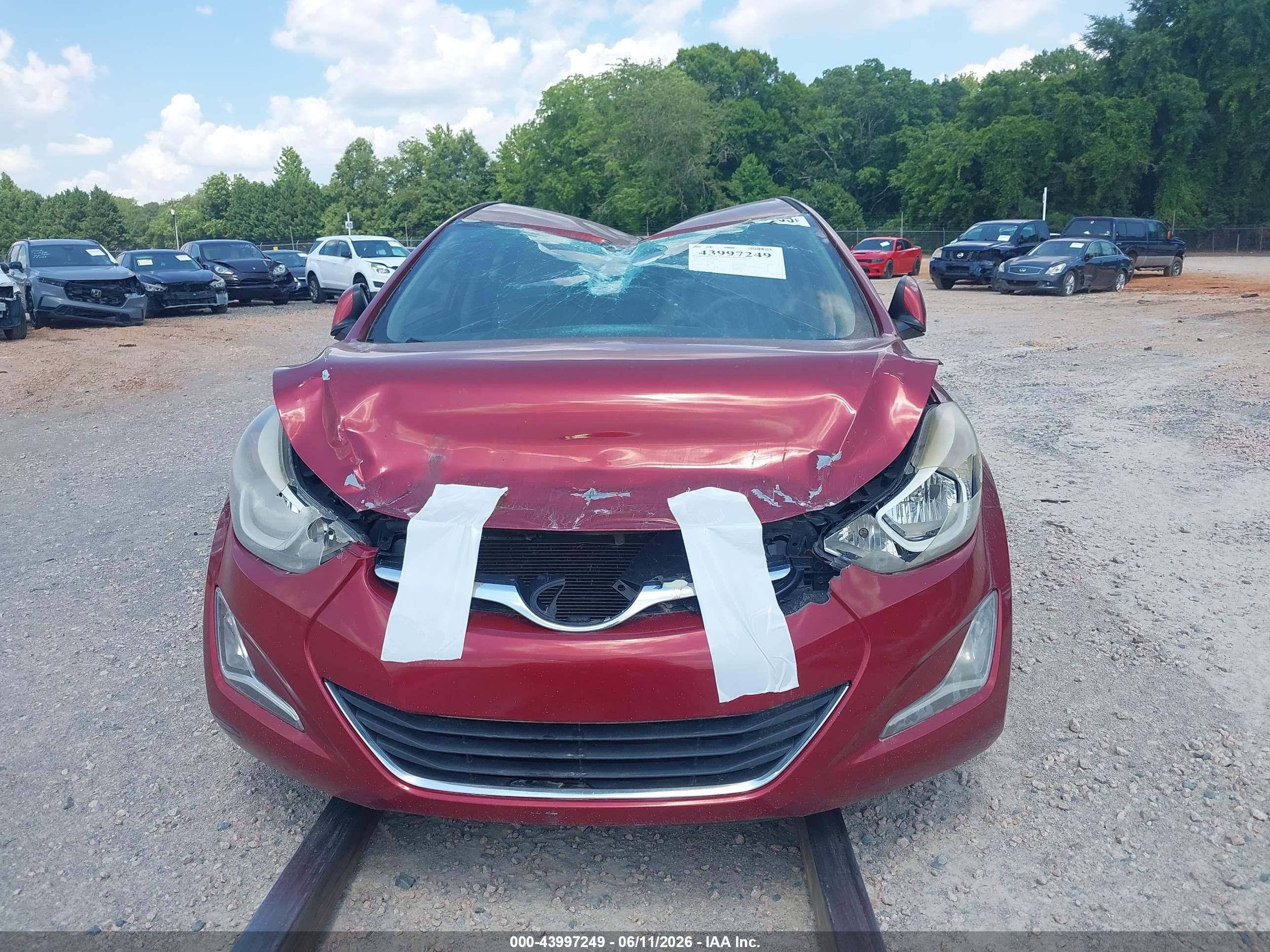 2015 Hyundai Elantra Se Red vin: 5NPDH4AE9FH582297