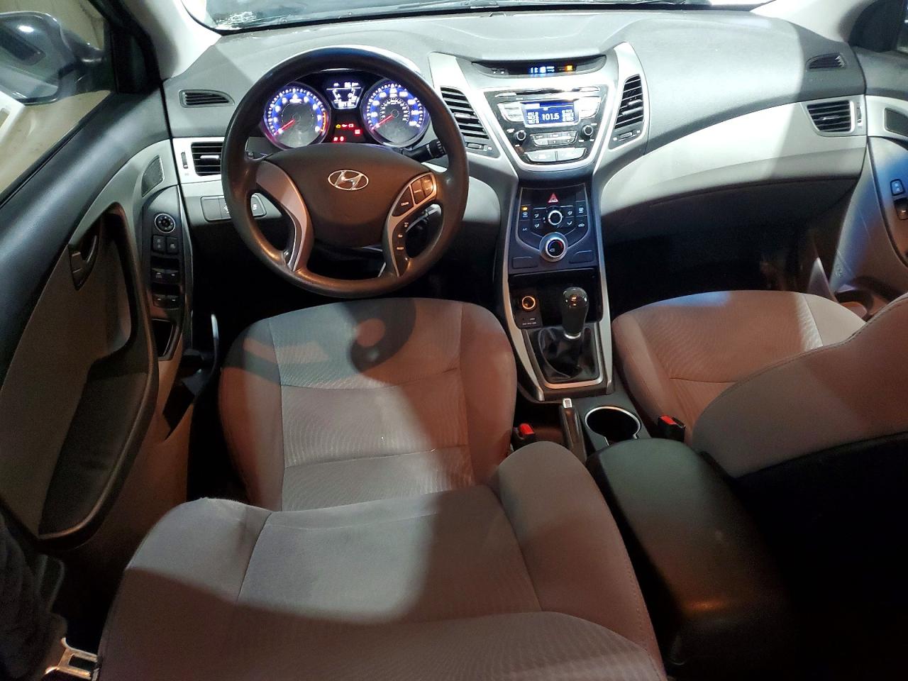 2015 Hyundai Elantra Se Silver vin: 5NPDH4AE9FH587726