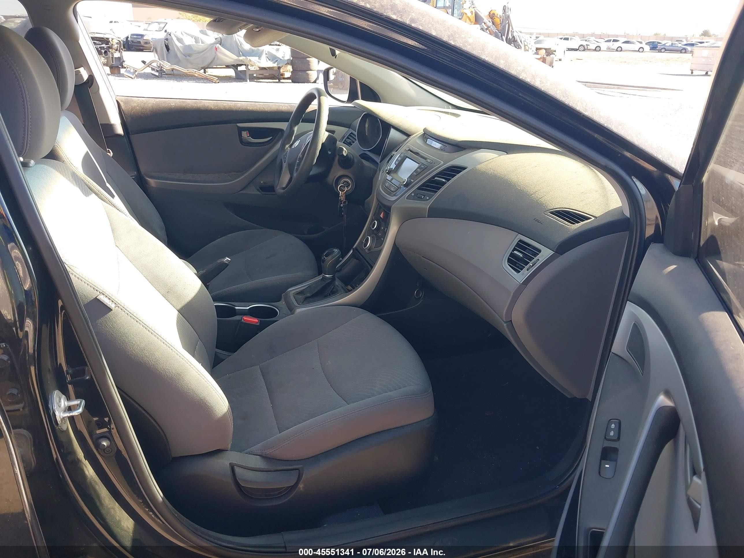 2015 Hyundai Elantra Se Black vin: 5NPDH4AE9FH588746