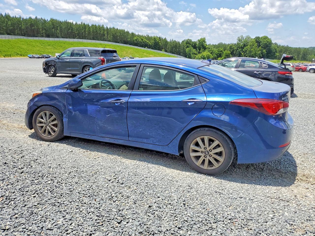 2015 Hyundai Elantra Se Blue vin: 5NPDH4AE9FH588942
