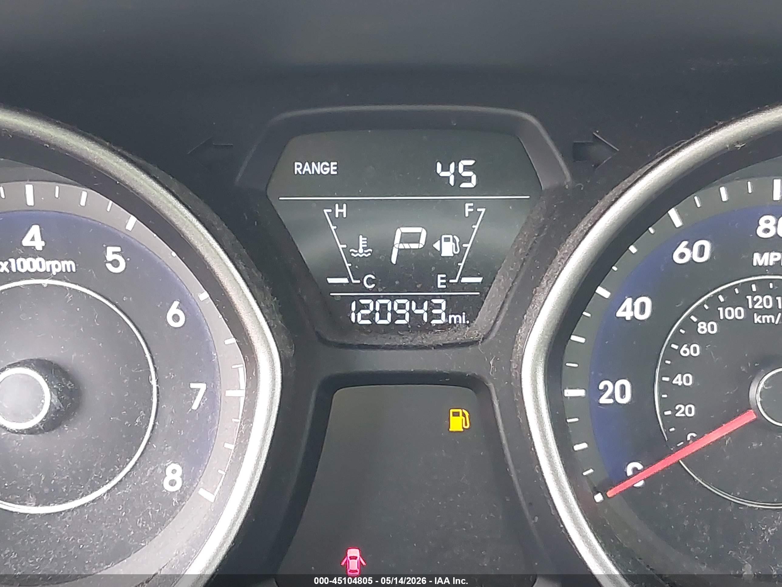 2015 Hyundai Elantra Se Красный vin: 5NPDH4AE9FH592814