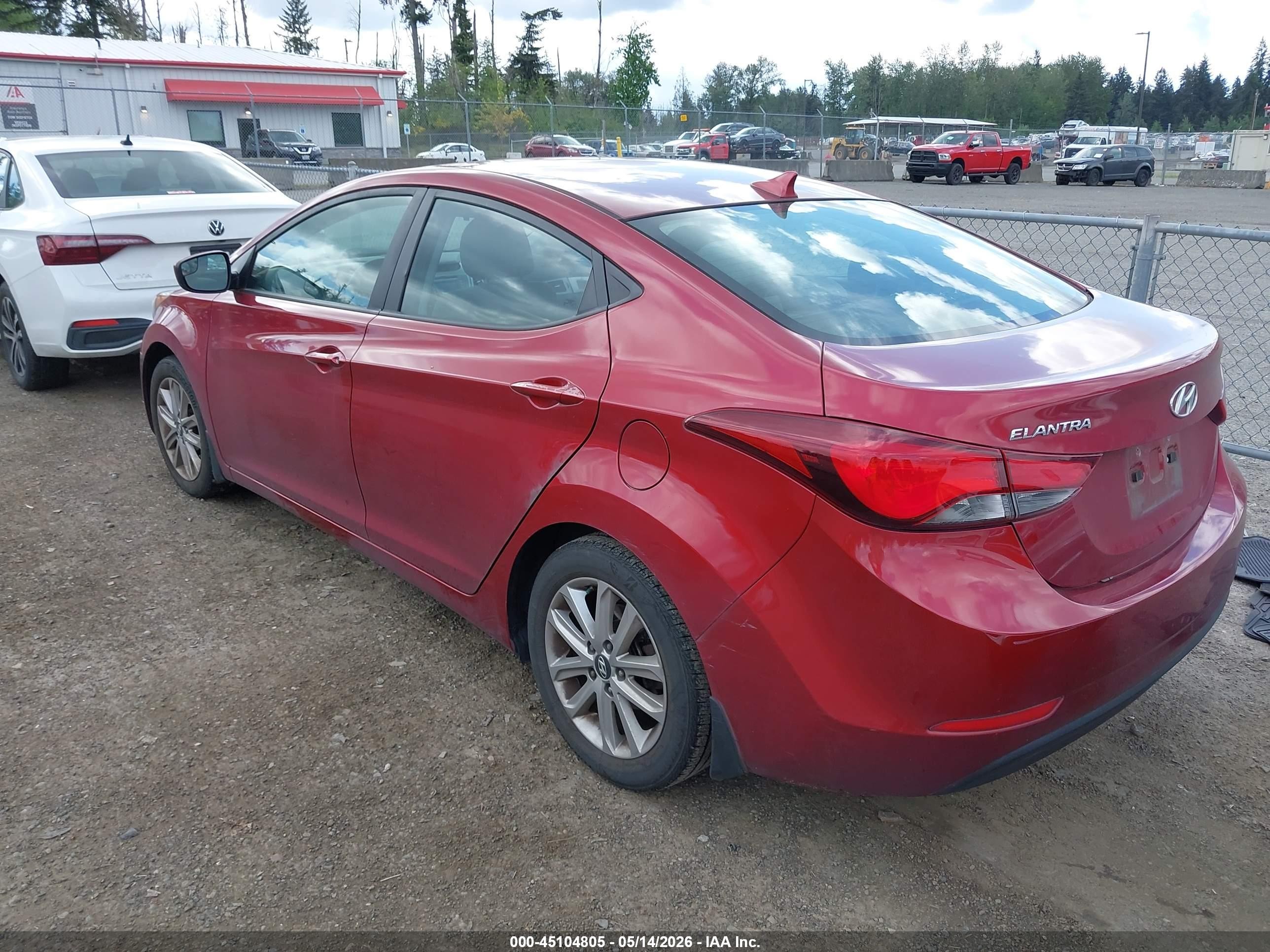 2015 Hyundai Elantra Se Красный vin: 5NPDH4AE9FH592814