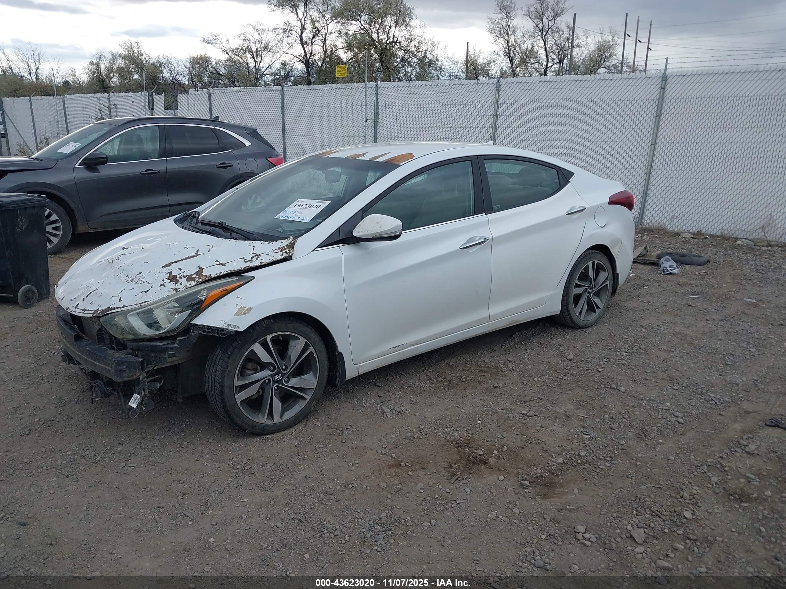 2015 Hyundai Elantra Limited White vin: 5NPDH4AE9FH594420