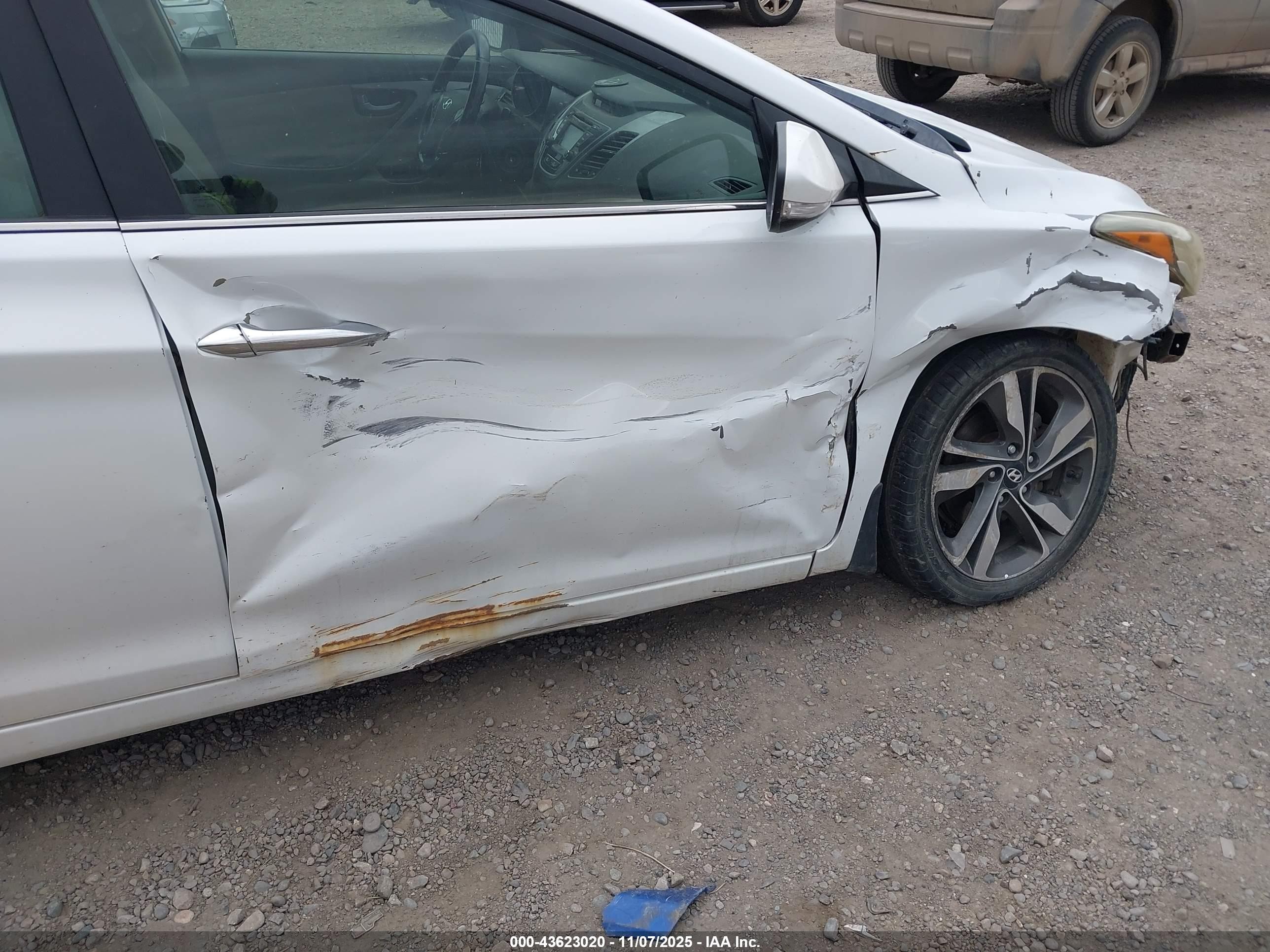 2015 Hyundai Elantra Limited White vin: 5NPDH4AE9FH594420