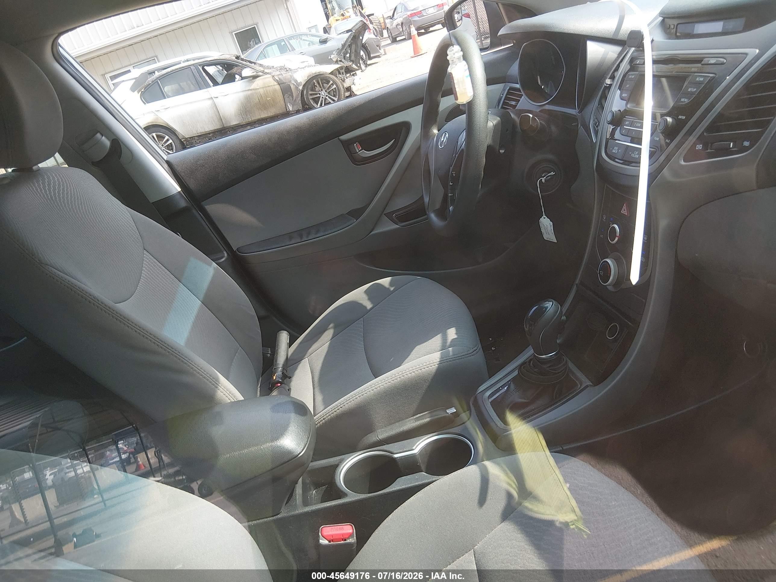 2015 Hyundai Elantra Se Silver vin: 5NPDH4AE9FH595860