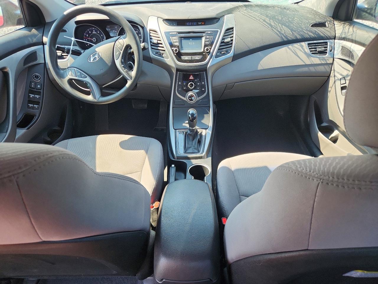 2015 Hyundai Elantra Se Maroon vin: 5NPDH4AE9FH596104