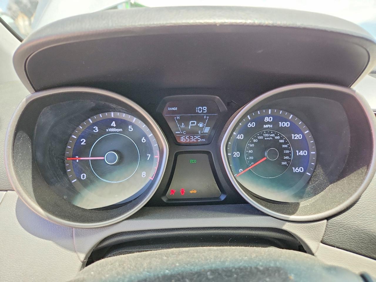 2015 Hyundai Elantra Limited Silver vin: 5NPDH4AE9FH596569