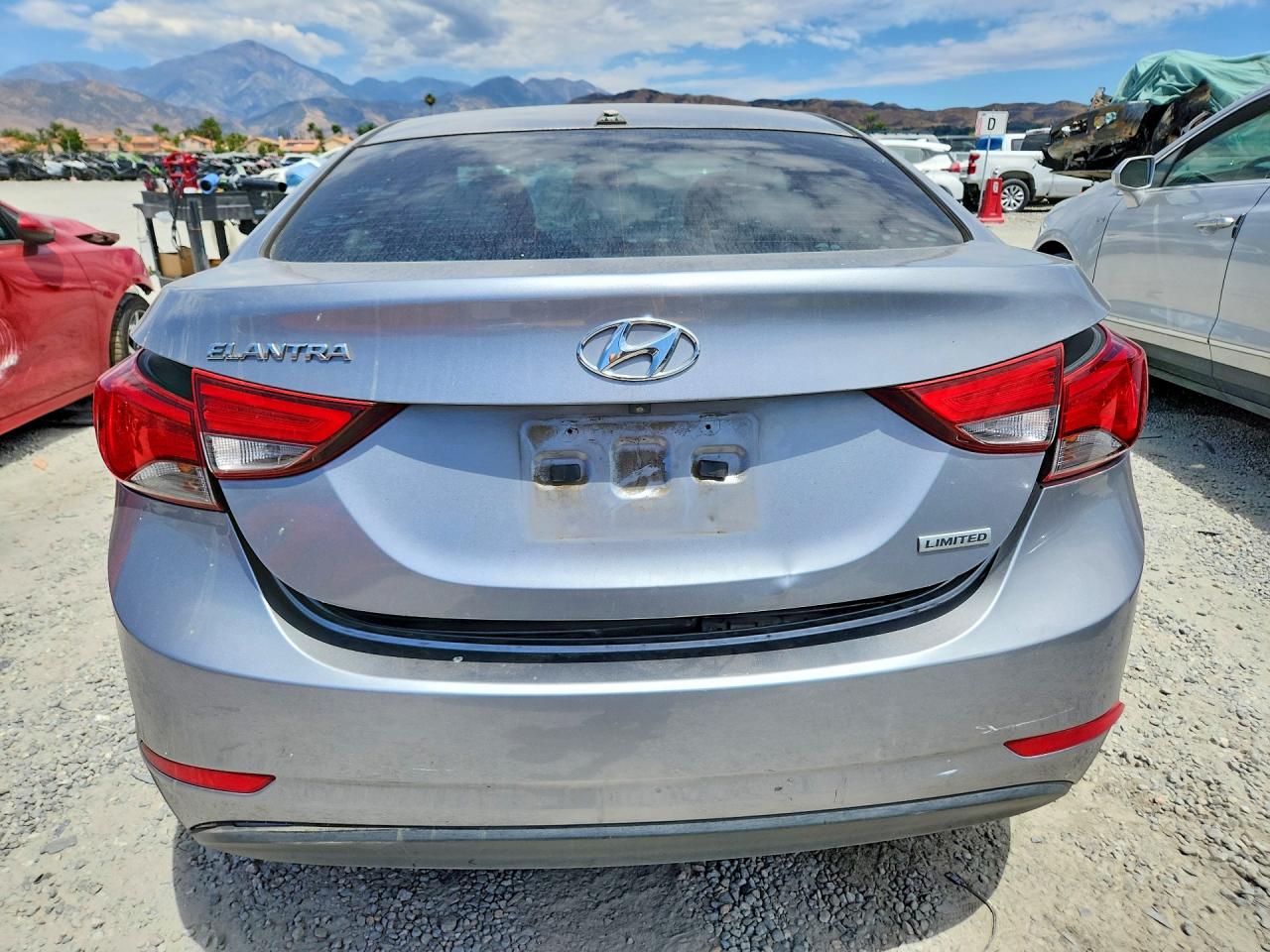 2015 Hyundai Elantra Limited Silver vin: 5NPDH4AE9FH596569