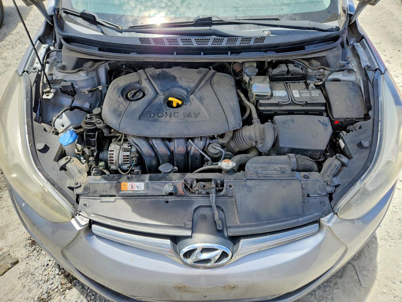 2015 Hyundai Elantra Limited Silver vin: 5NPDH4AE9FH596569