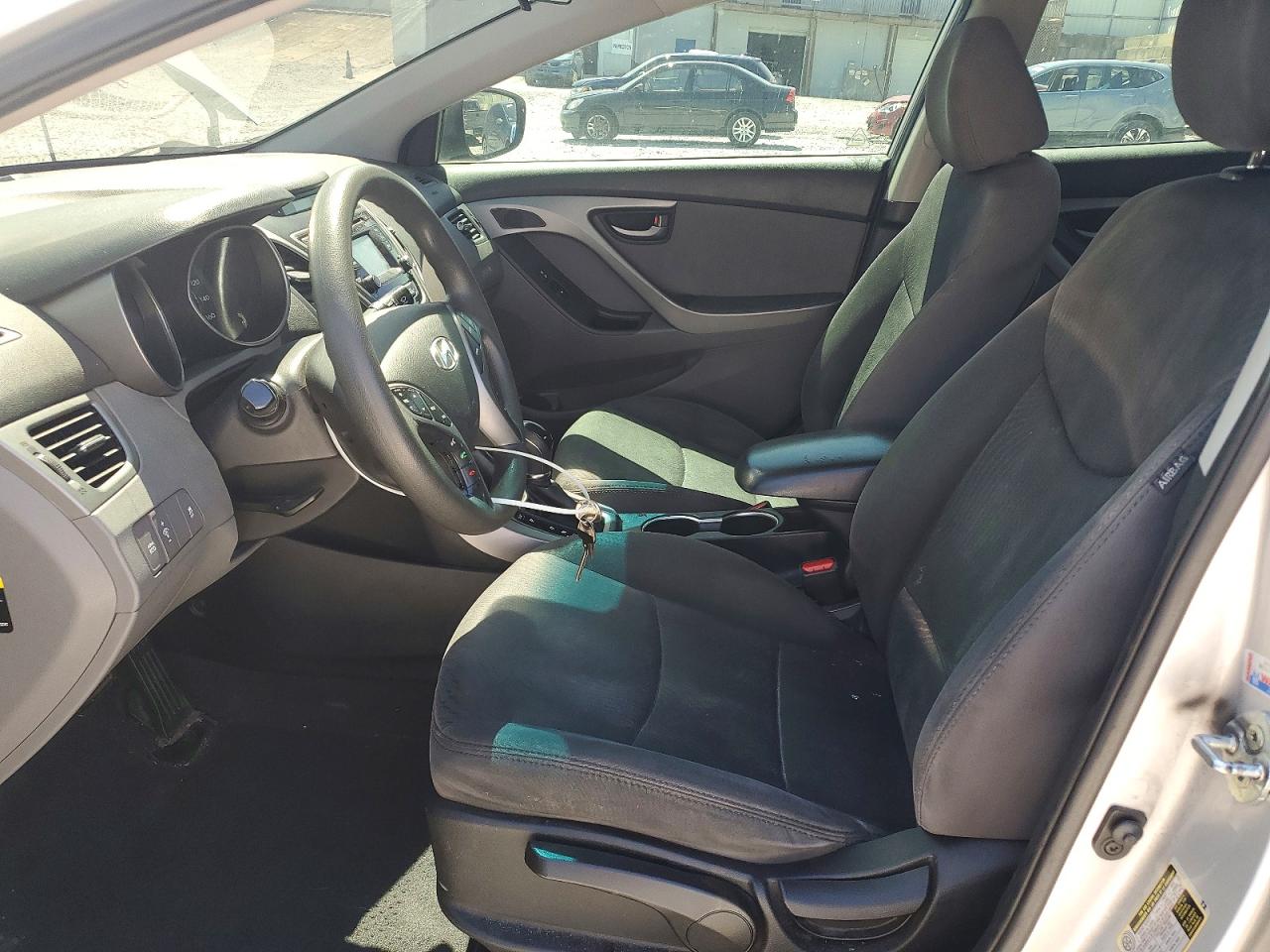 2015 Hyundai Elantra Se Silver vin: 5NPDH4AE9FH603780