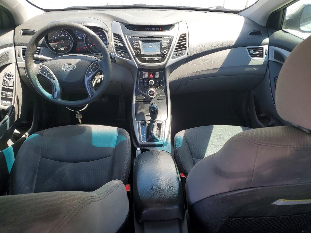 2015 Hyundai Elantra Se Silver vin: 5NPDH4AE9FH603780