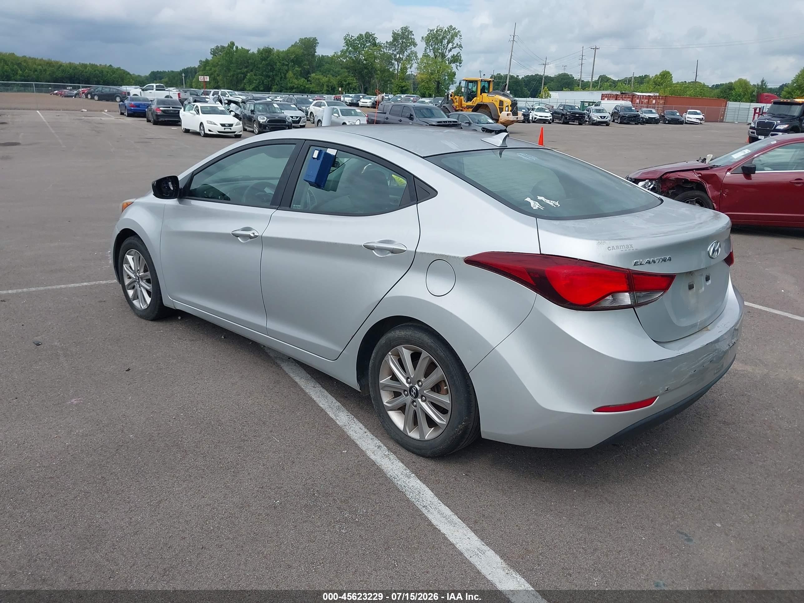 2015 Hyundai Elantra Se Silver vin: 5NPDH4AE9FH608770