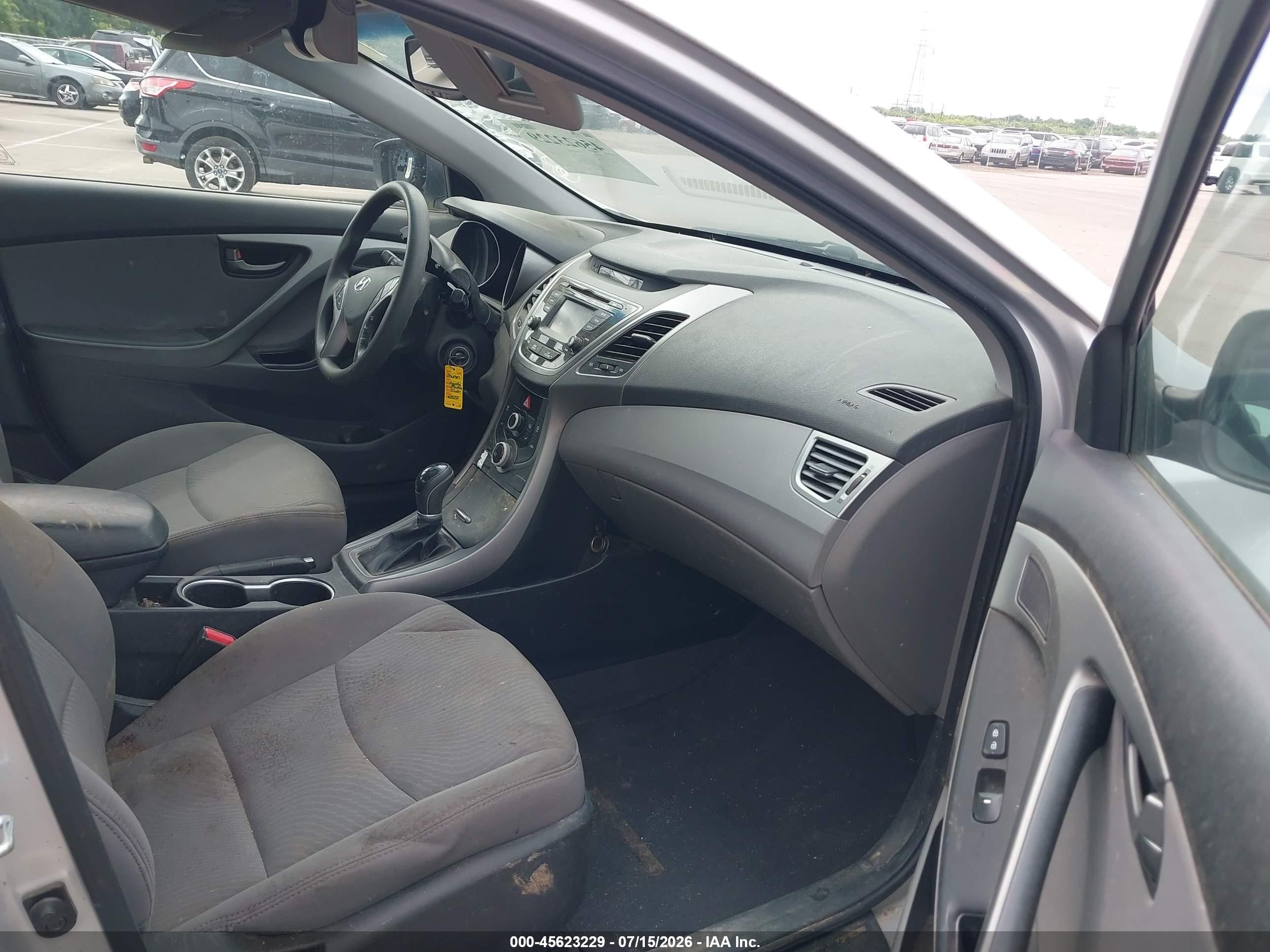 2015 Hyundai Elantra Se Silver vin: 5NPDH4AE9FH608770