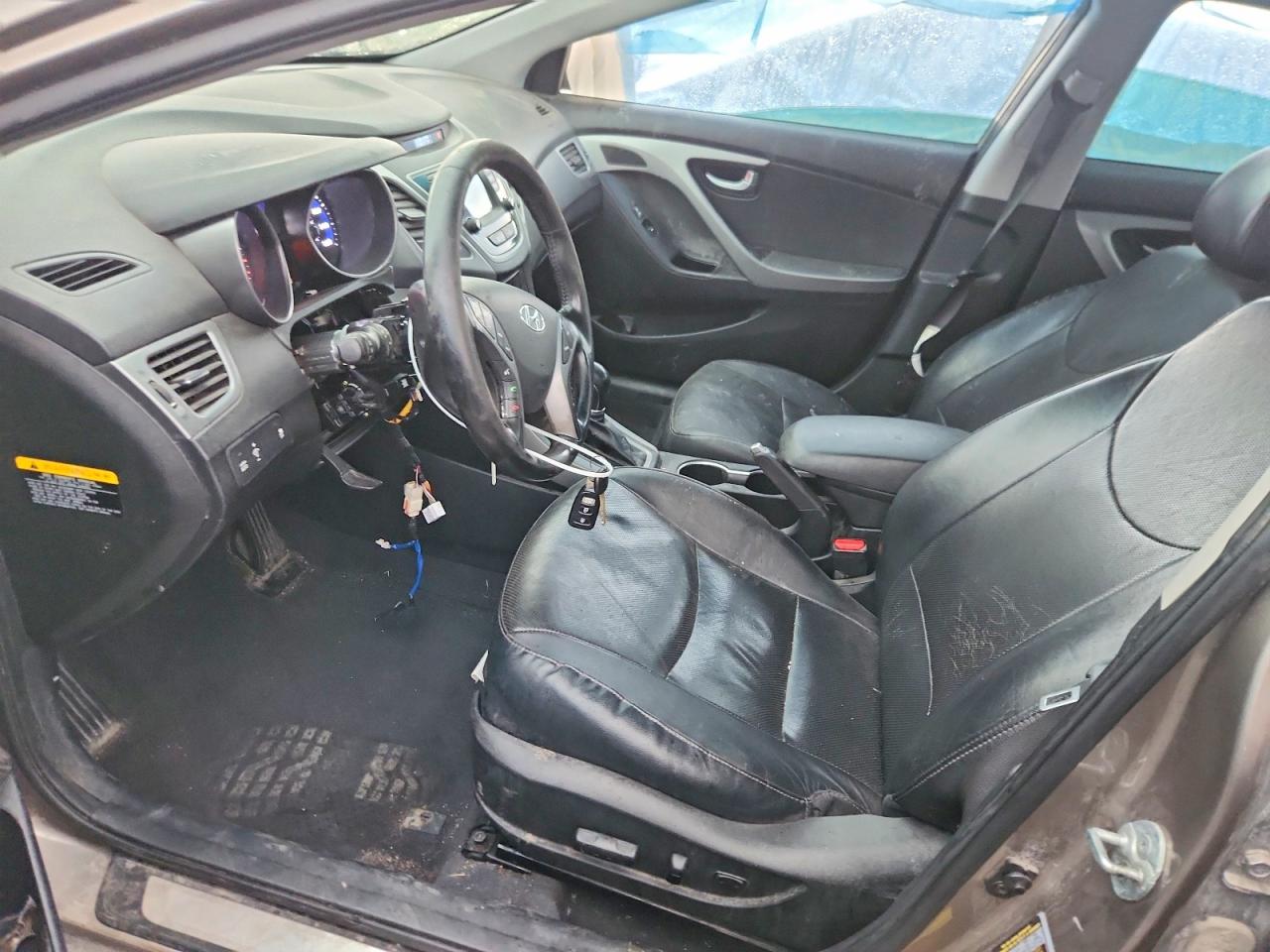 2015 Hyundai Elantra Brown vin: 5NPDH4AE9FH614245