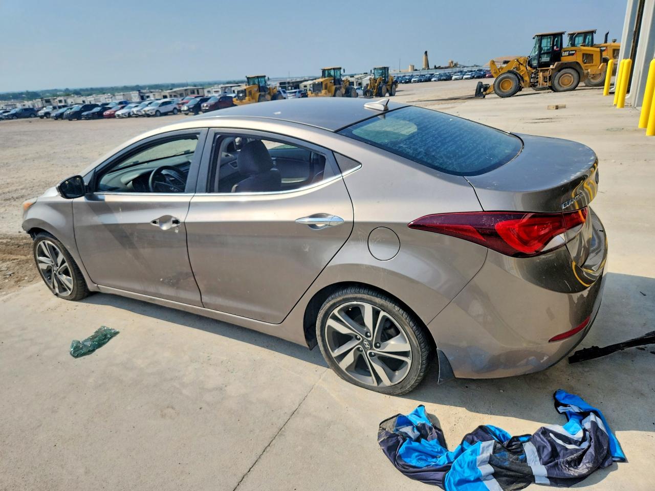 2015 Hyundai Elantra Brown vin: 5NPDH4AE9FH614245