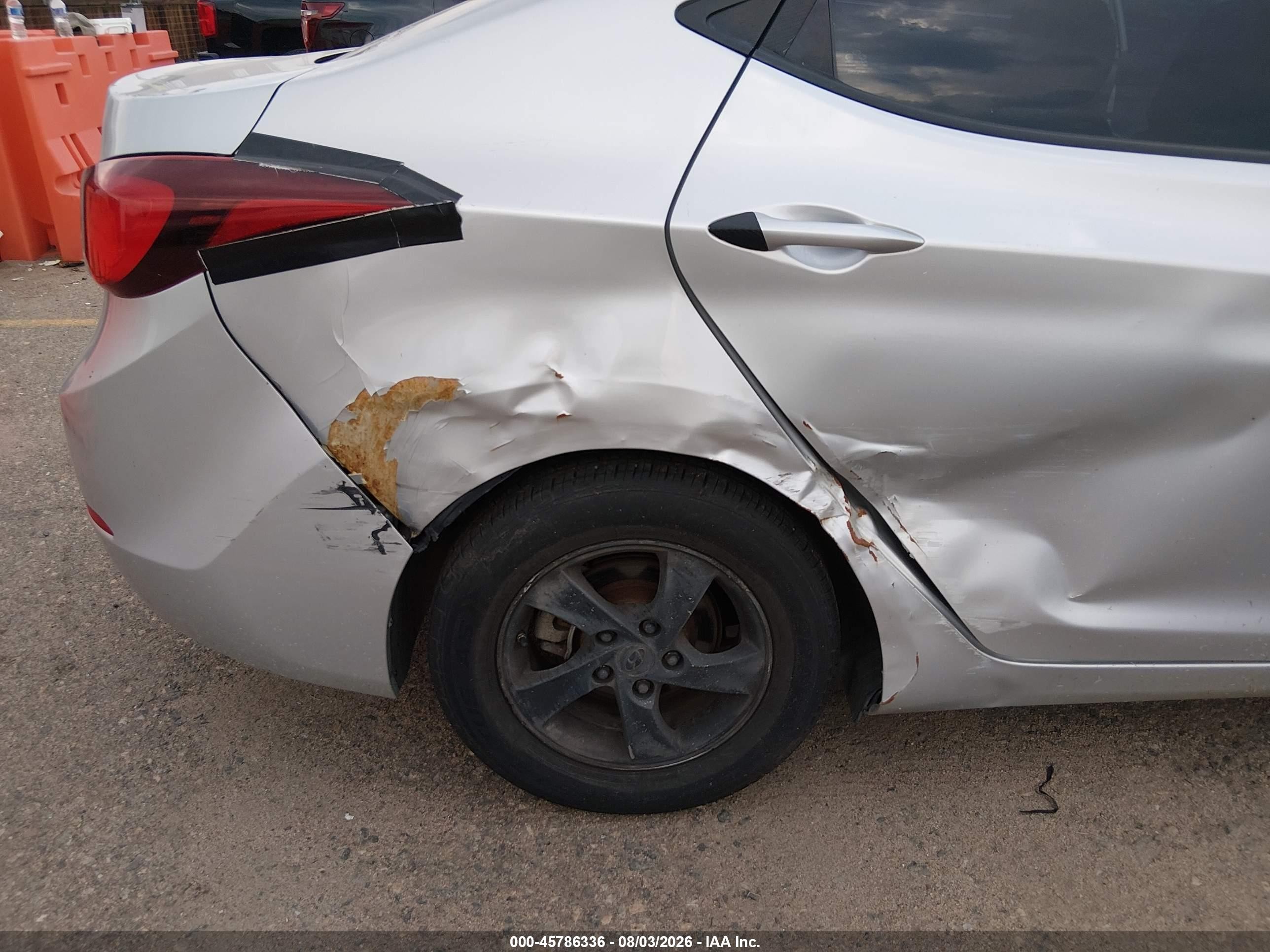 2015 Hyundai Elantra Se Серебряный vin: 5NPDH4AE9FH614777