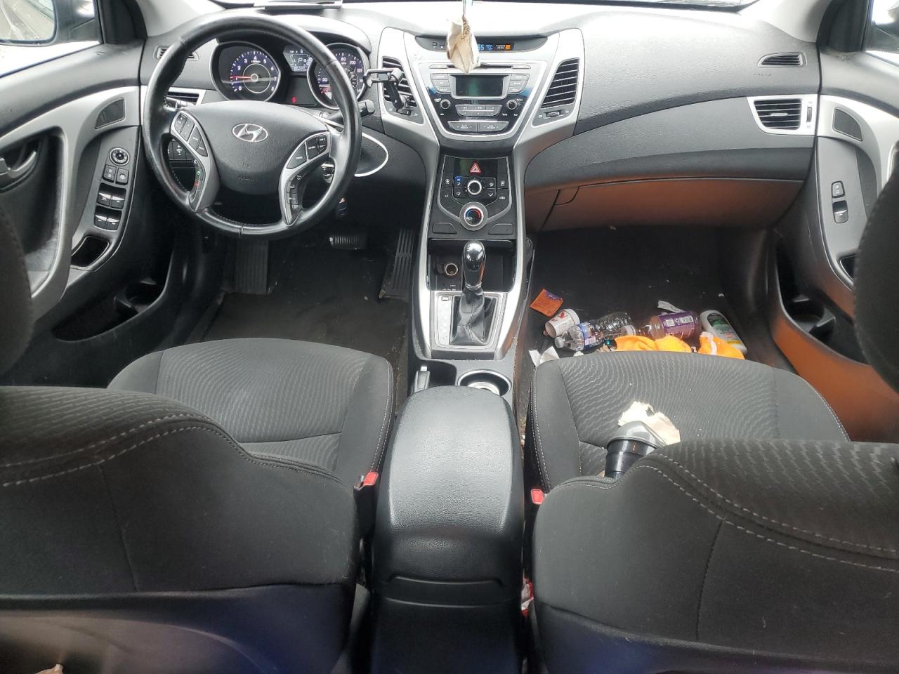 2015 Hyundai Elantra Se Brown vin: 5NPDH4AE9FH615198