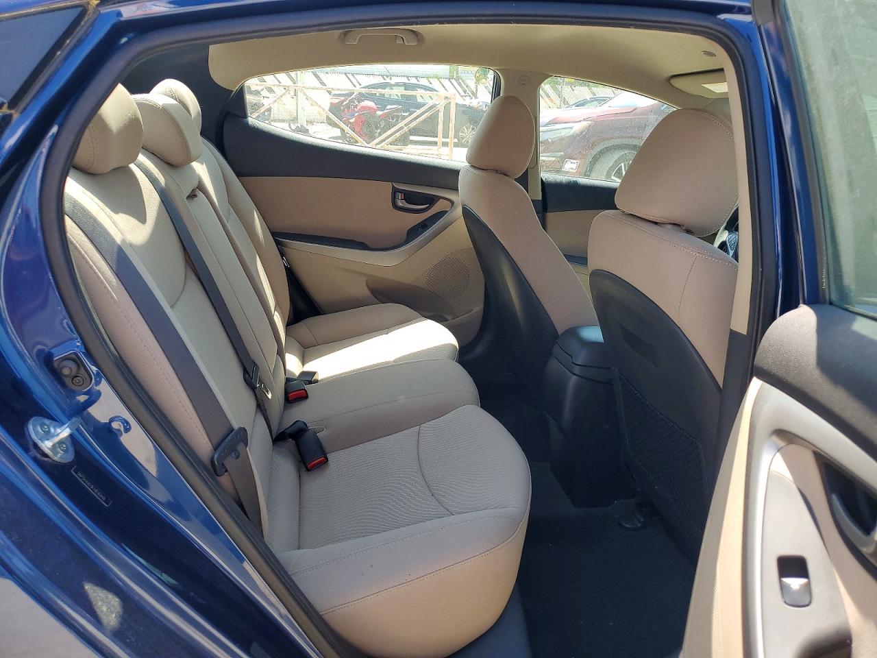 2015 Hyundai Elantra Se Blue vin: 5NPDH4AE9FH616948