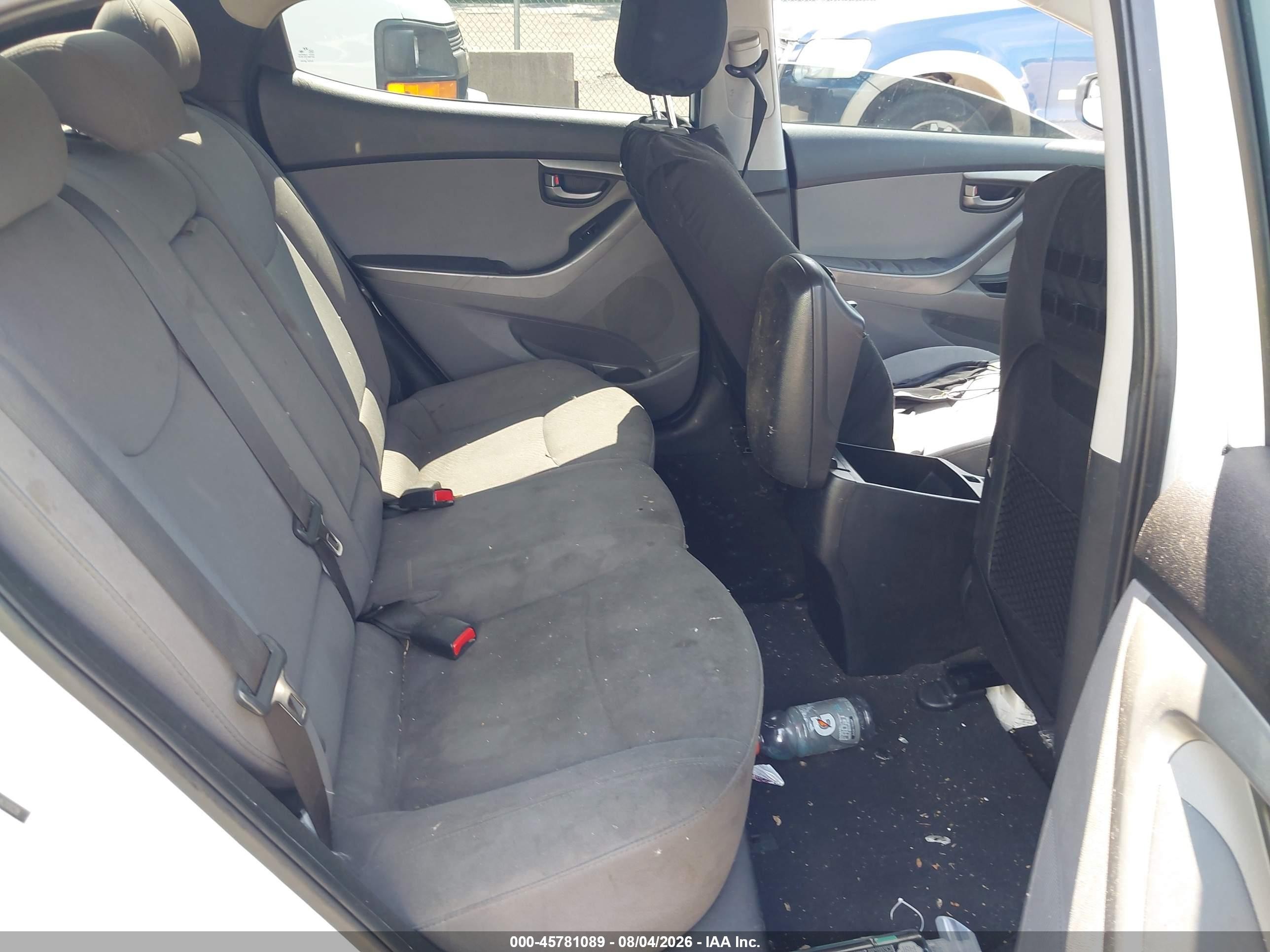 2015 Hyundai Elantra Se White vin: 5NPDH4AE9FH620028
