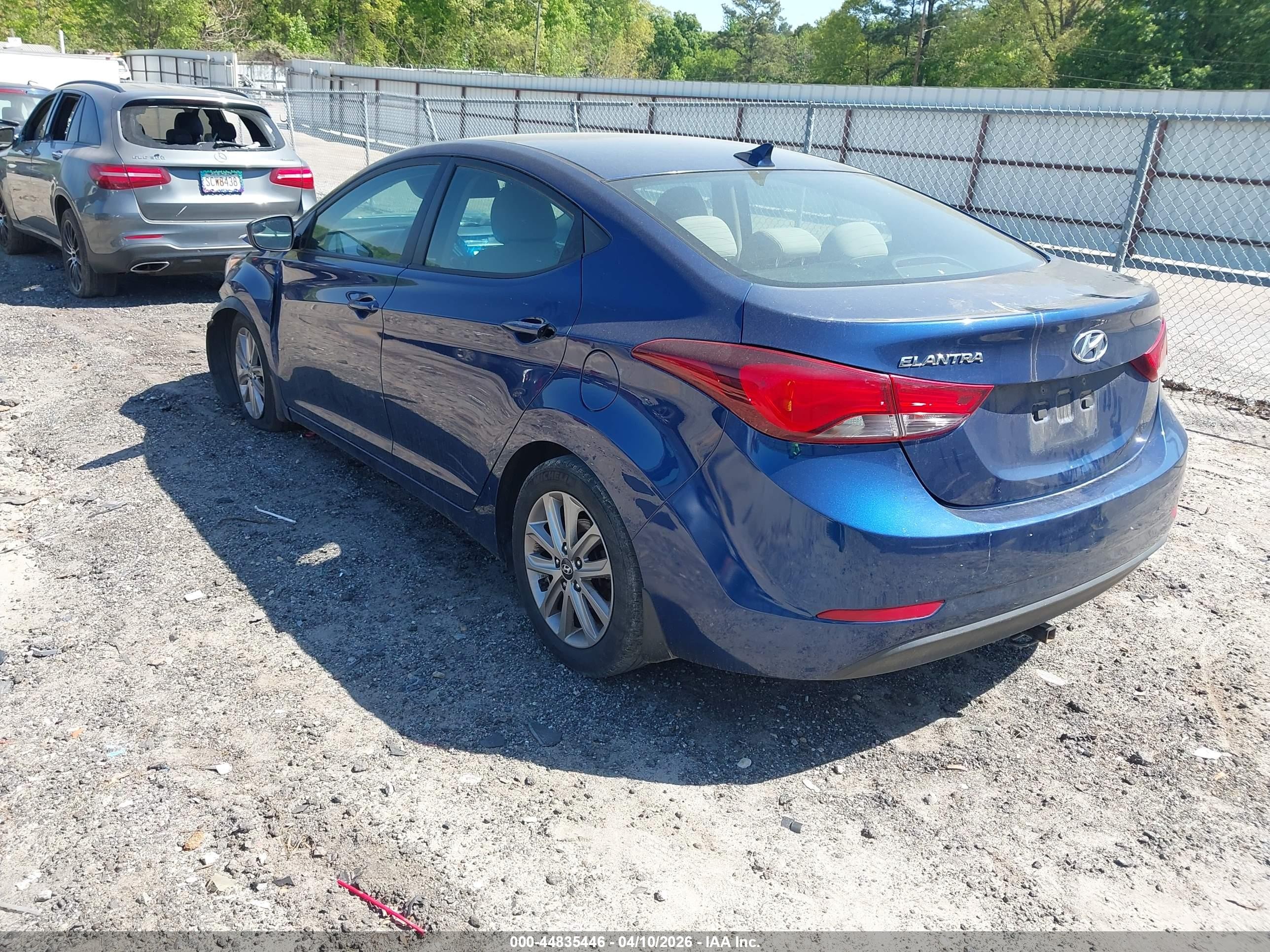 2015 Hyundai Elantra Se Синий vin: 5NPDH4AE9FH621003