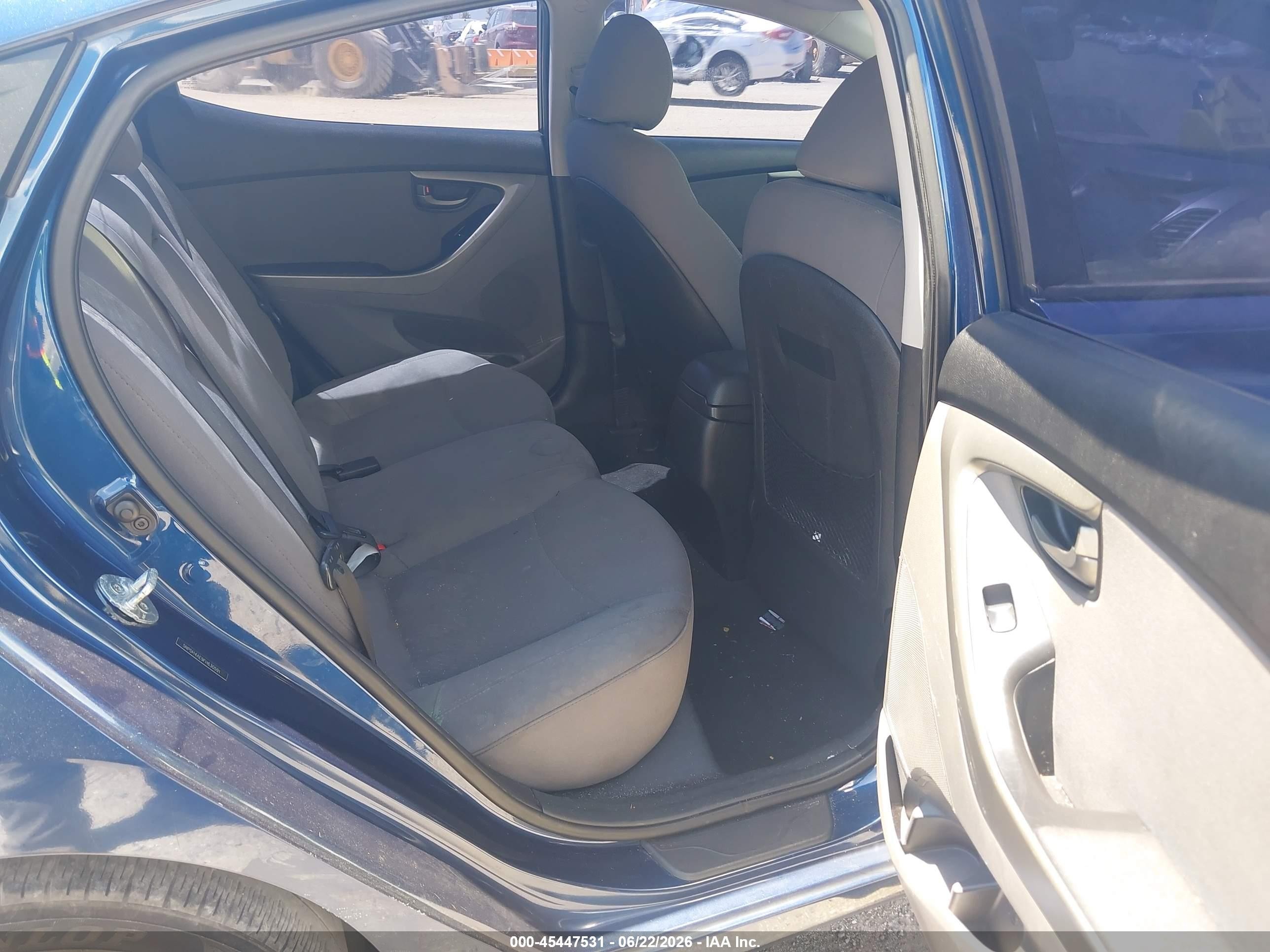 2015 Hyundai Elantra Se Синий vin: 5NPDH4AE9FH630591