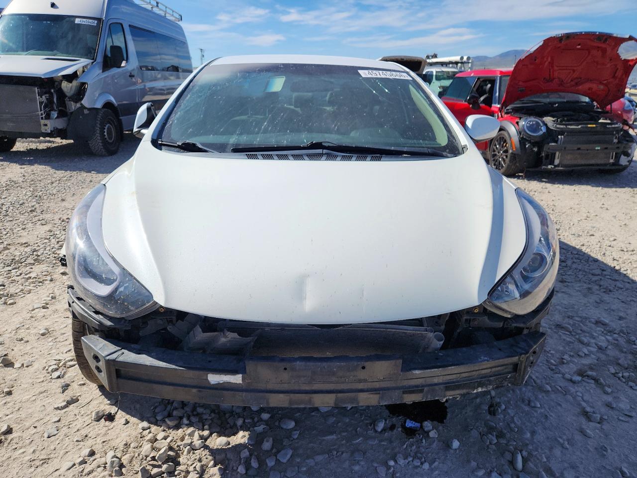 2015 Hyundai Elantra Se Белый vin: 5NPDH4AE9FH636651